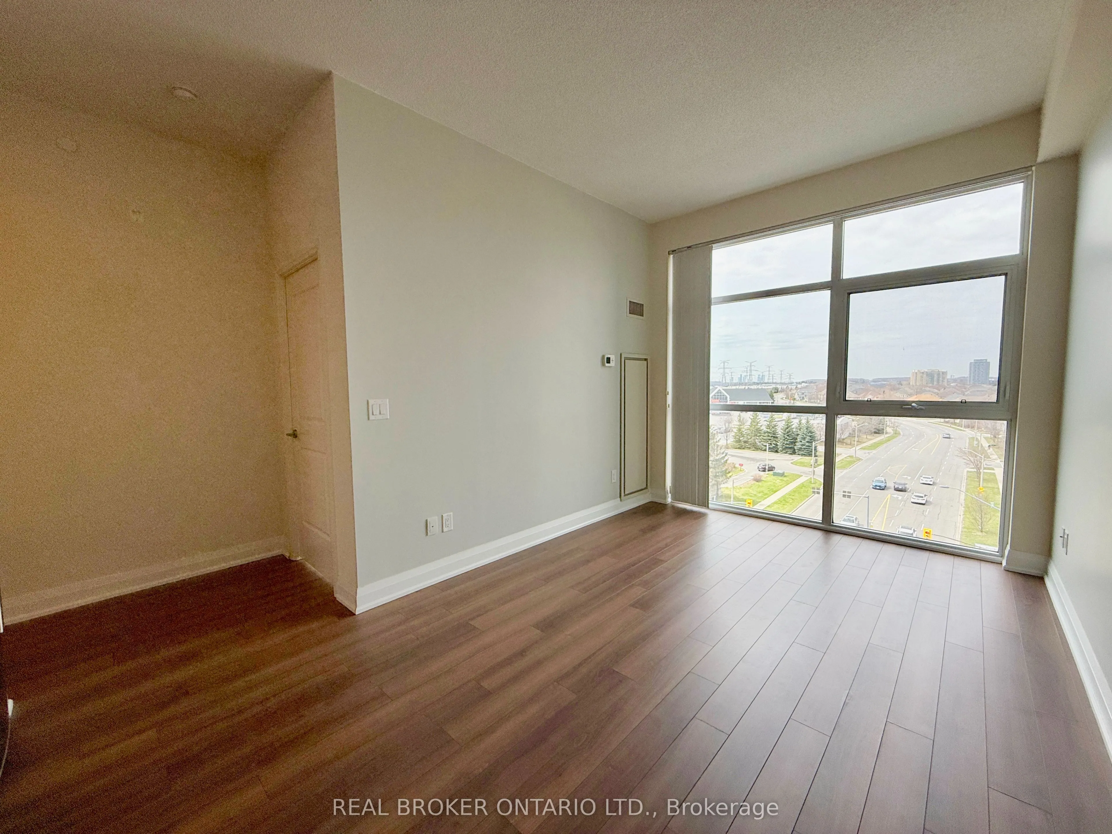 8763 Bayview Avenue, #716