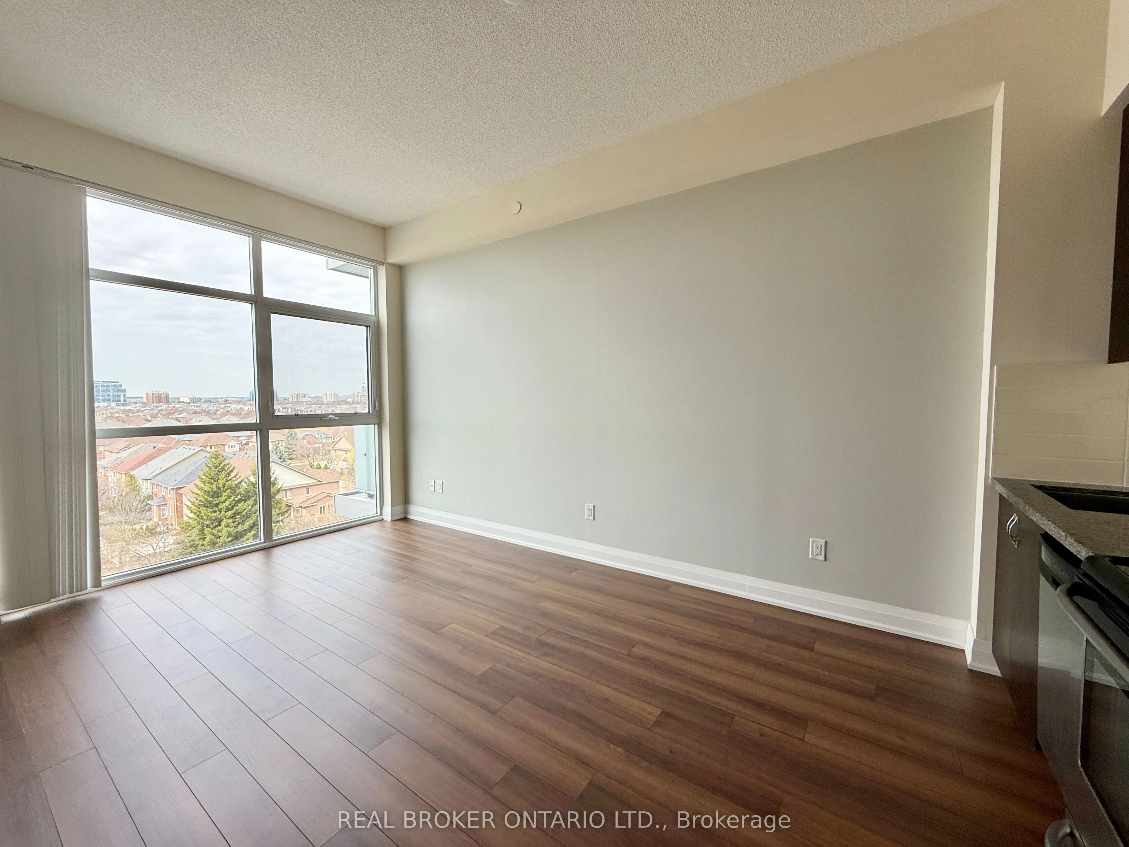 8763 Bayview Avenue, #716