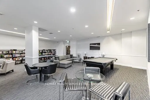 2900 Highway 7 Road, #2902