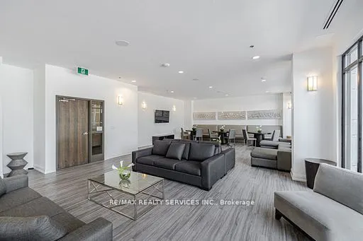 2900 Highway 7 Road, #2902