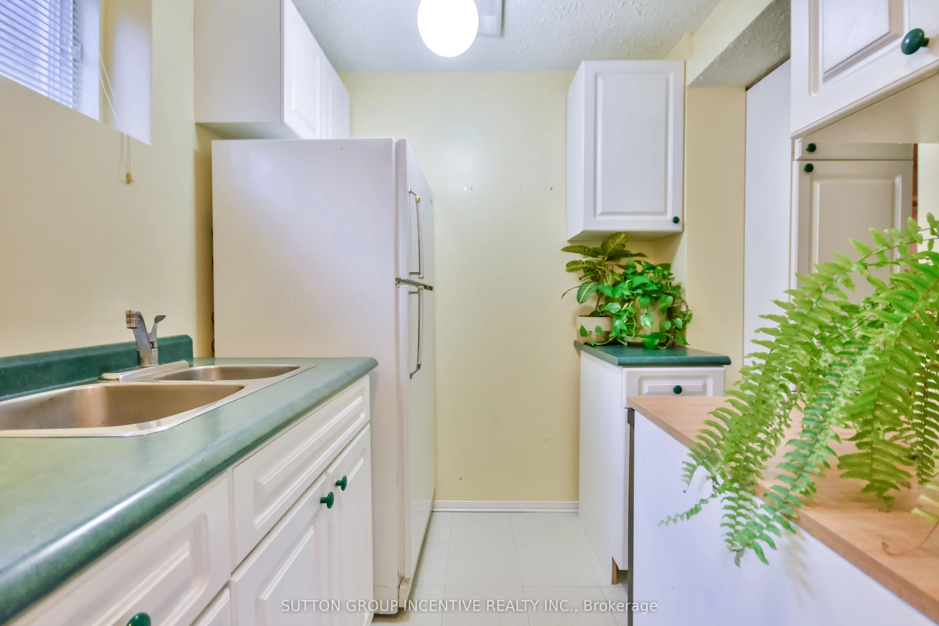2276 Scythes Street