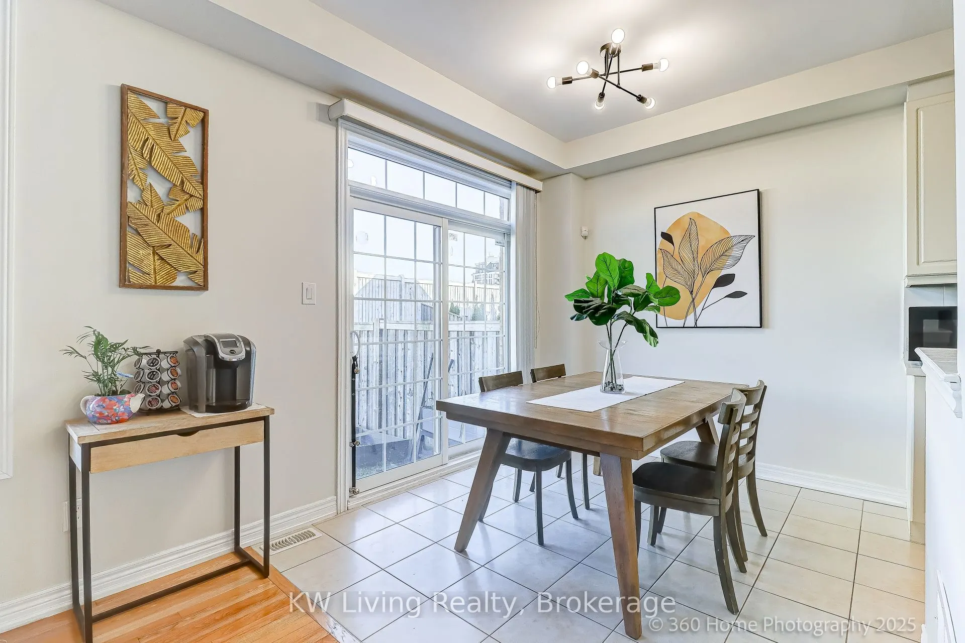 157 Hammersly Boulevard