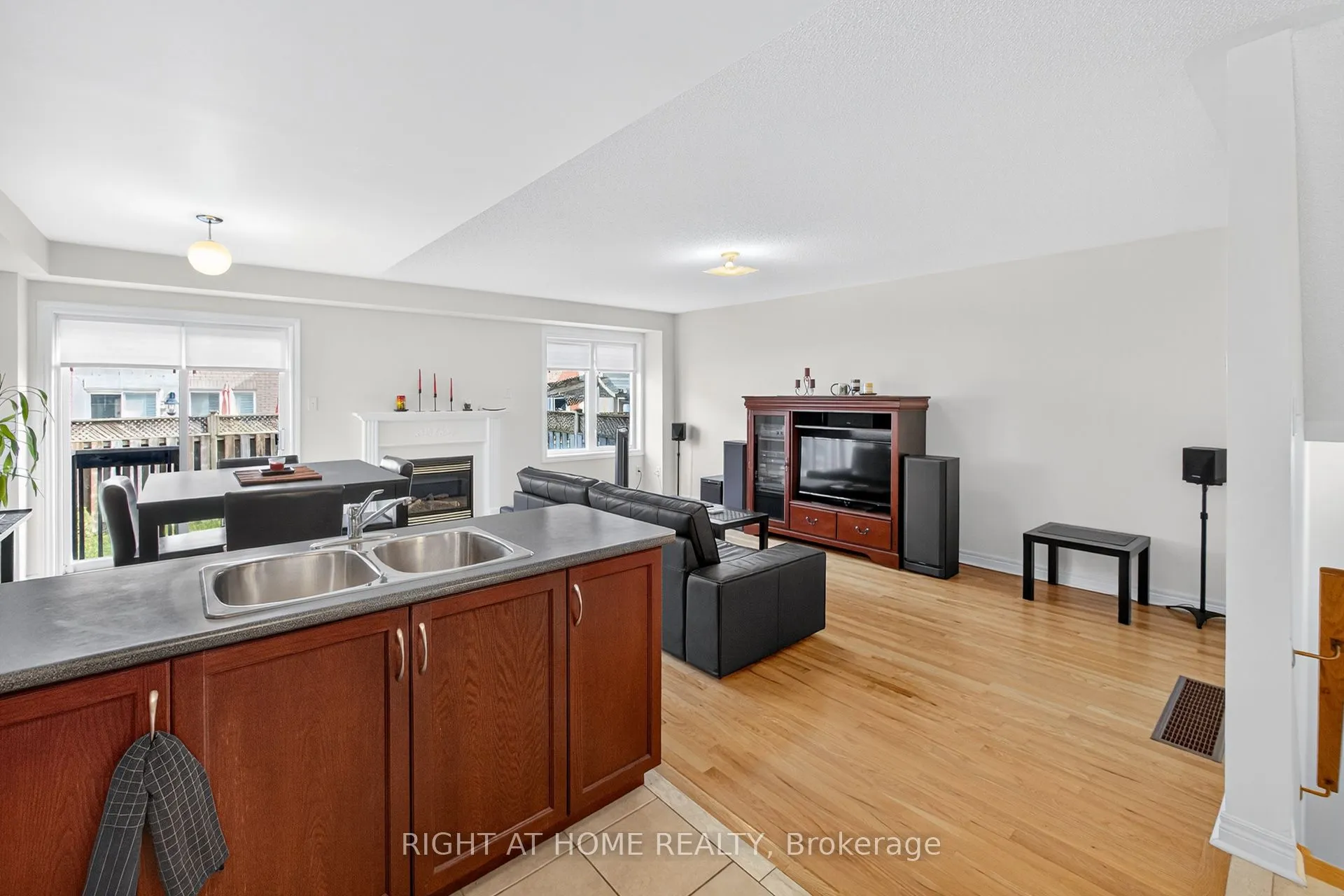 152 Westway Crescent