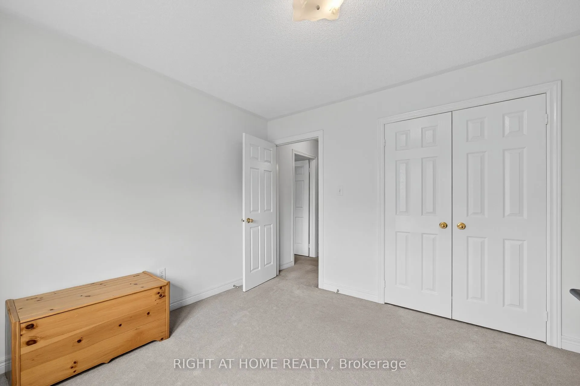 152 Westway Crescent