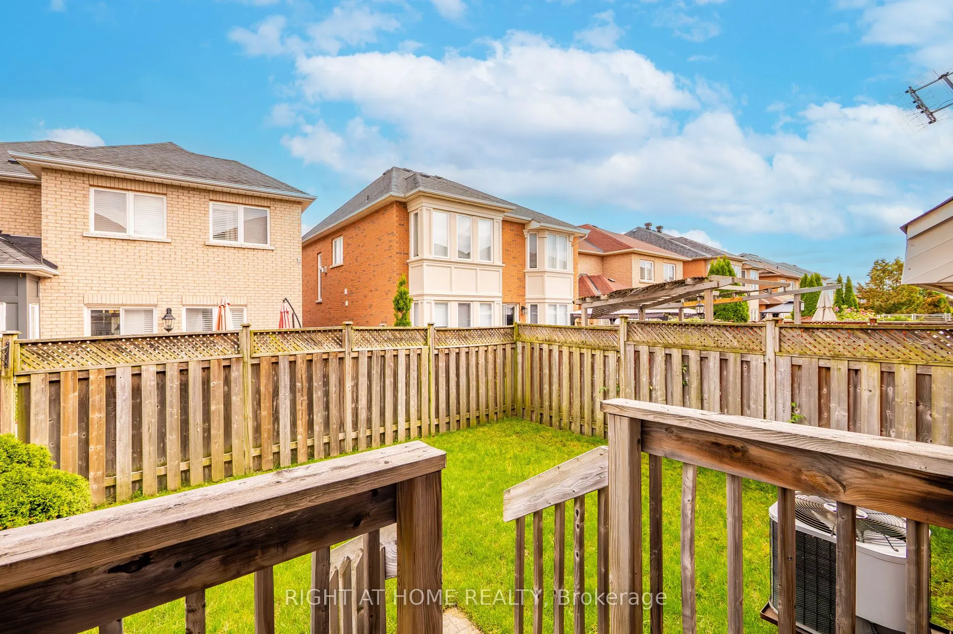 152 Westway Crescent