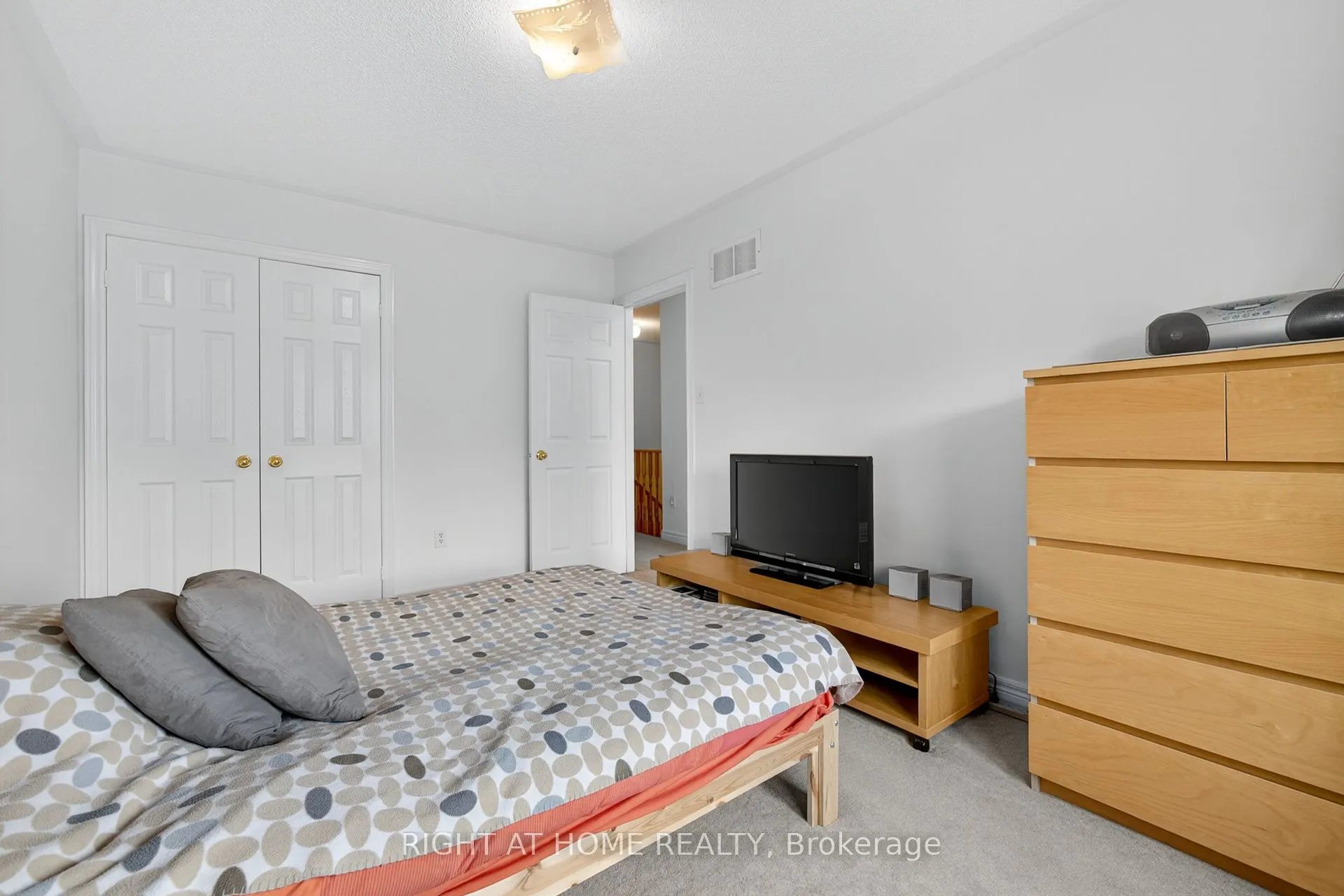 152 Westway Crescent
