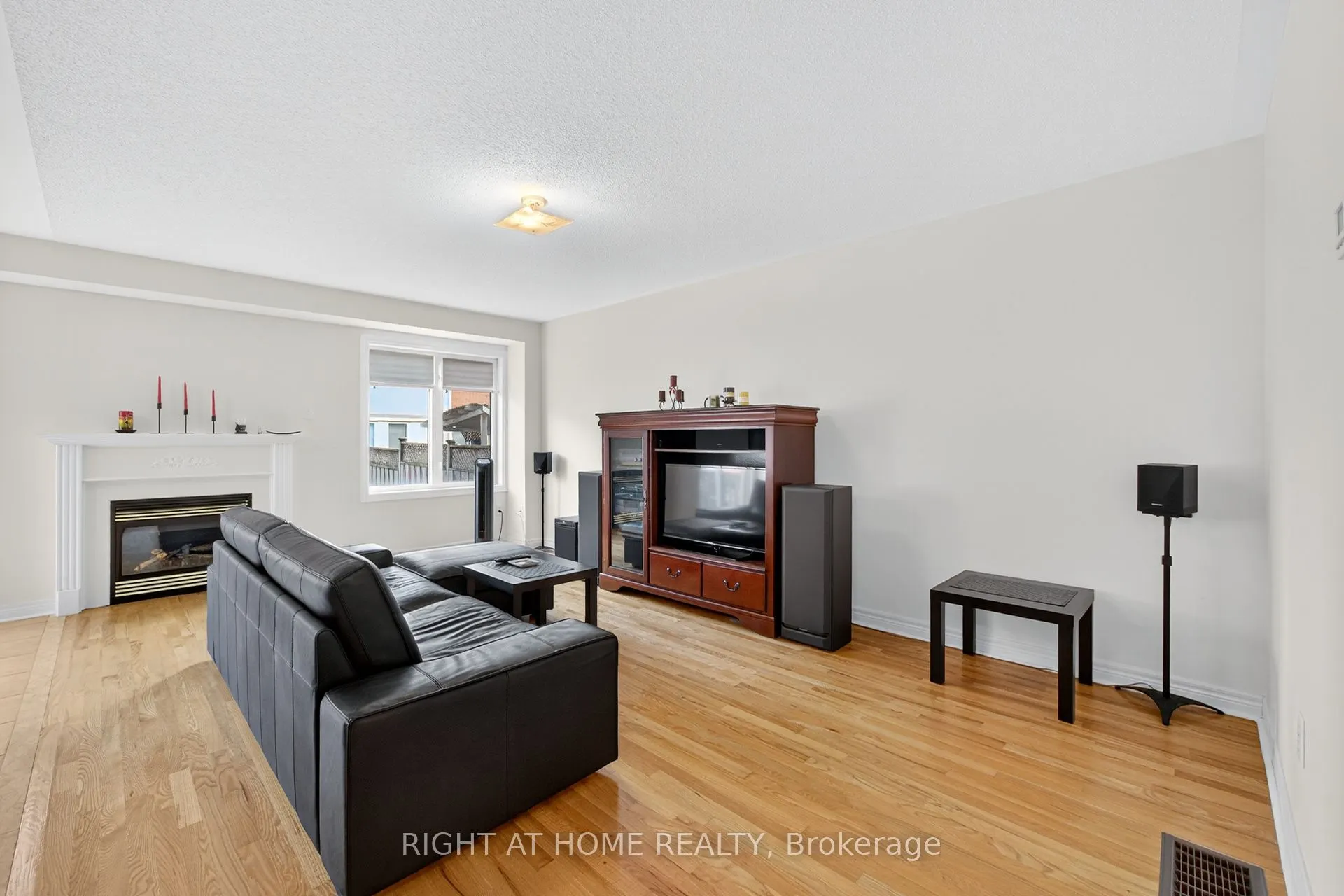 152 Westway Crescent