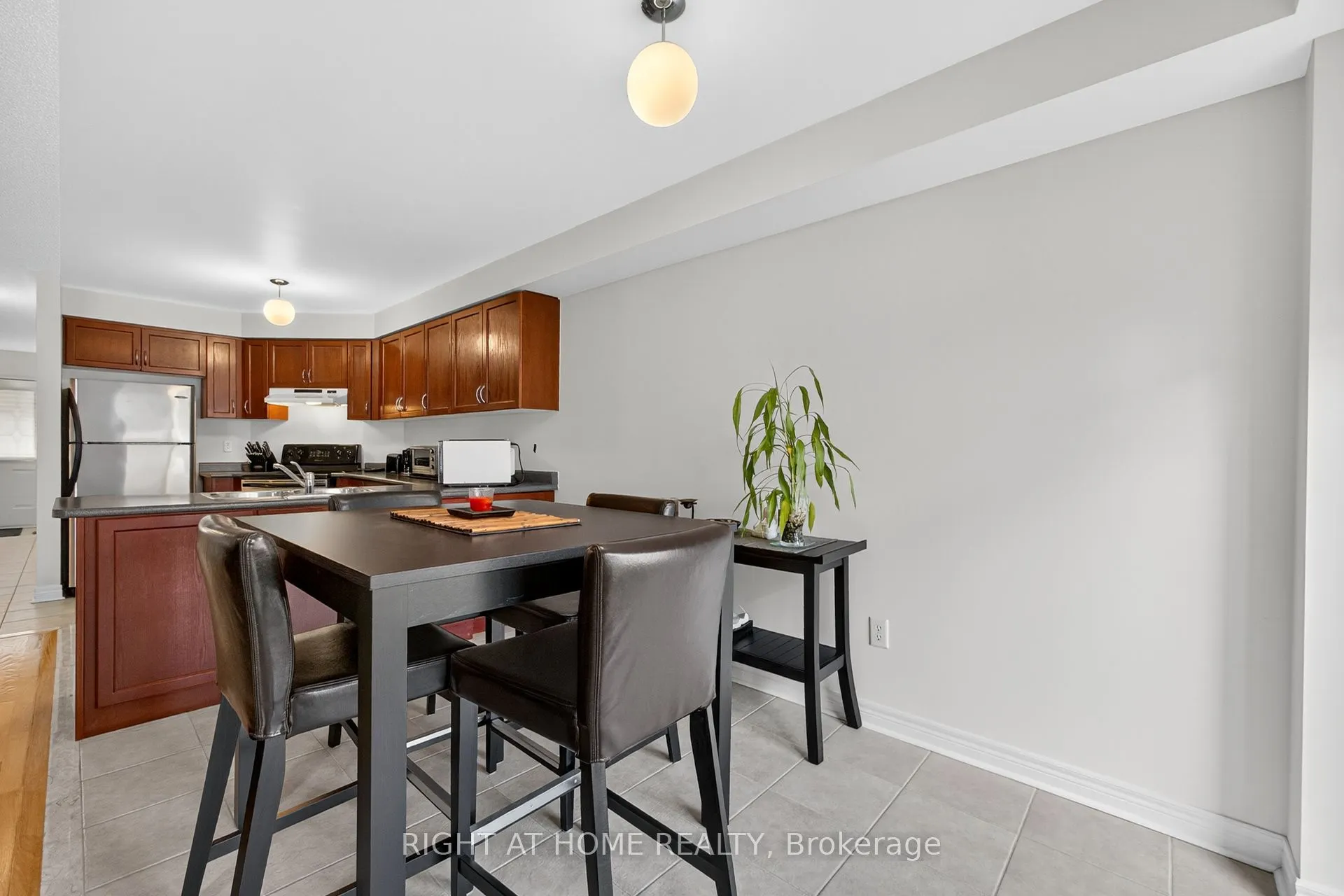 152 Westway Crescent