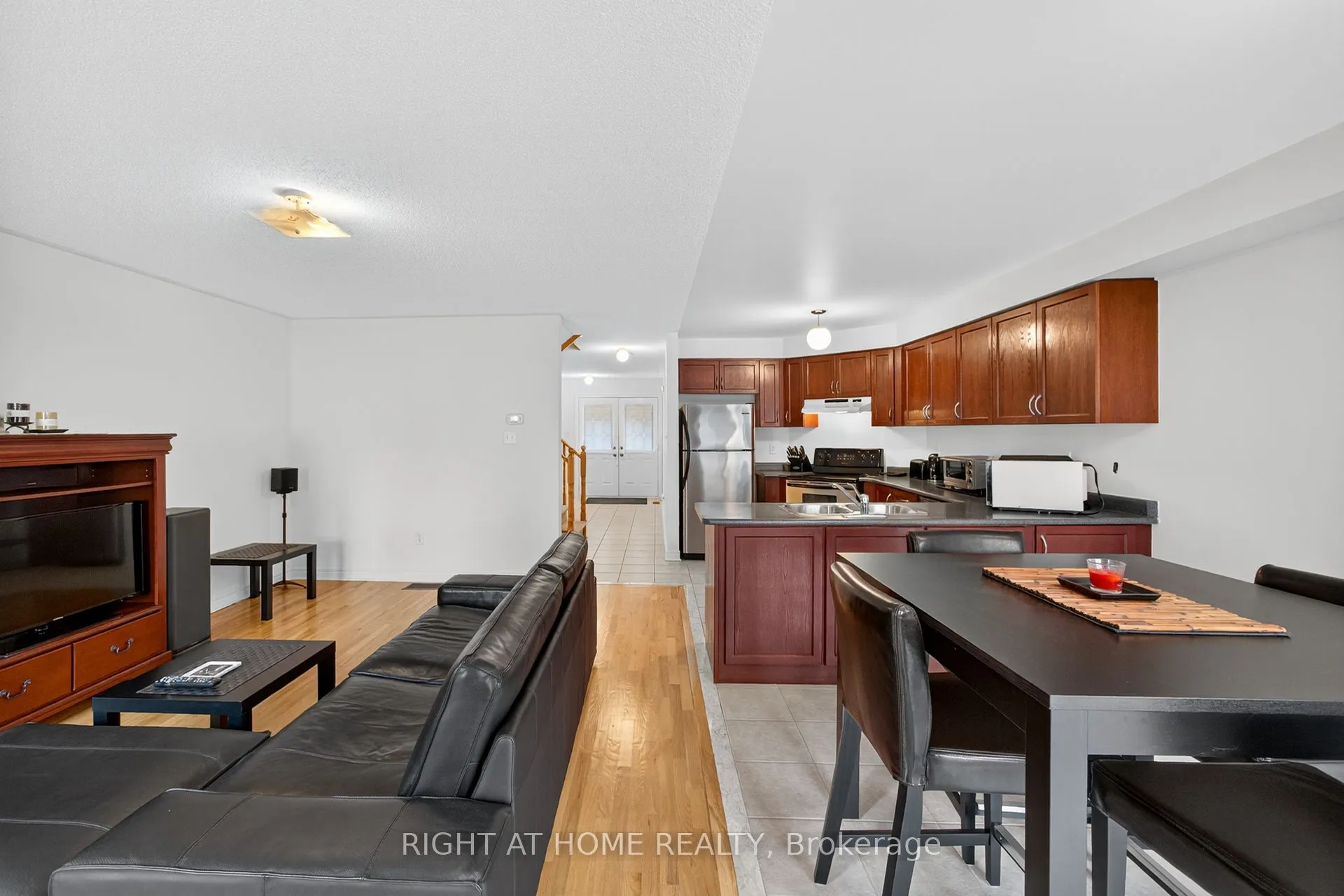 152 Westway Crescent