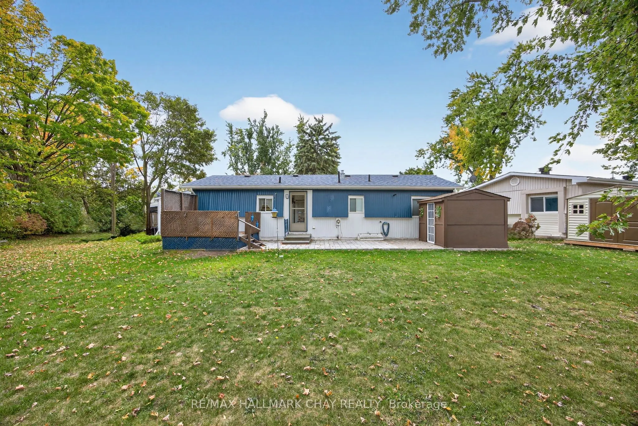 9 Locust Hill Court