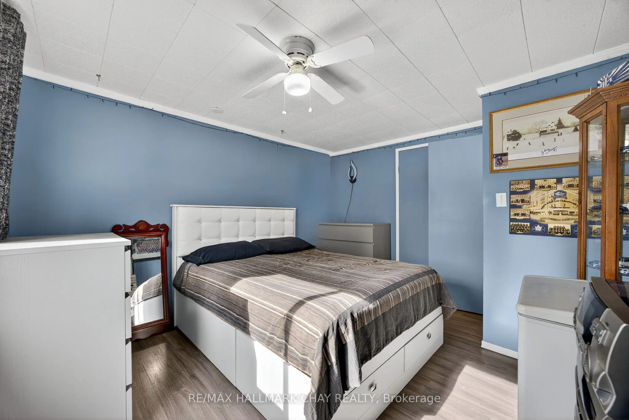 9 Locust Hill Court