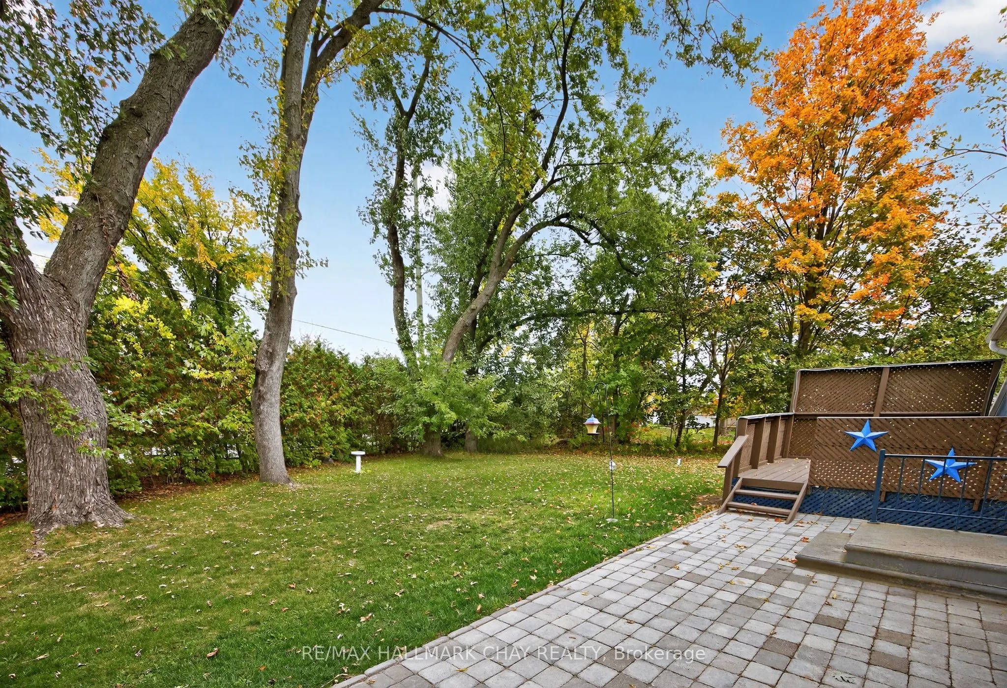 9 Locust Hill Court