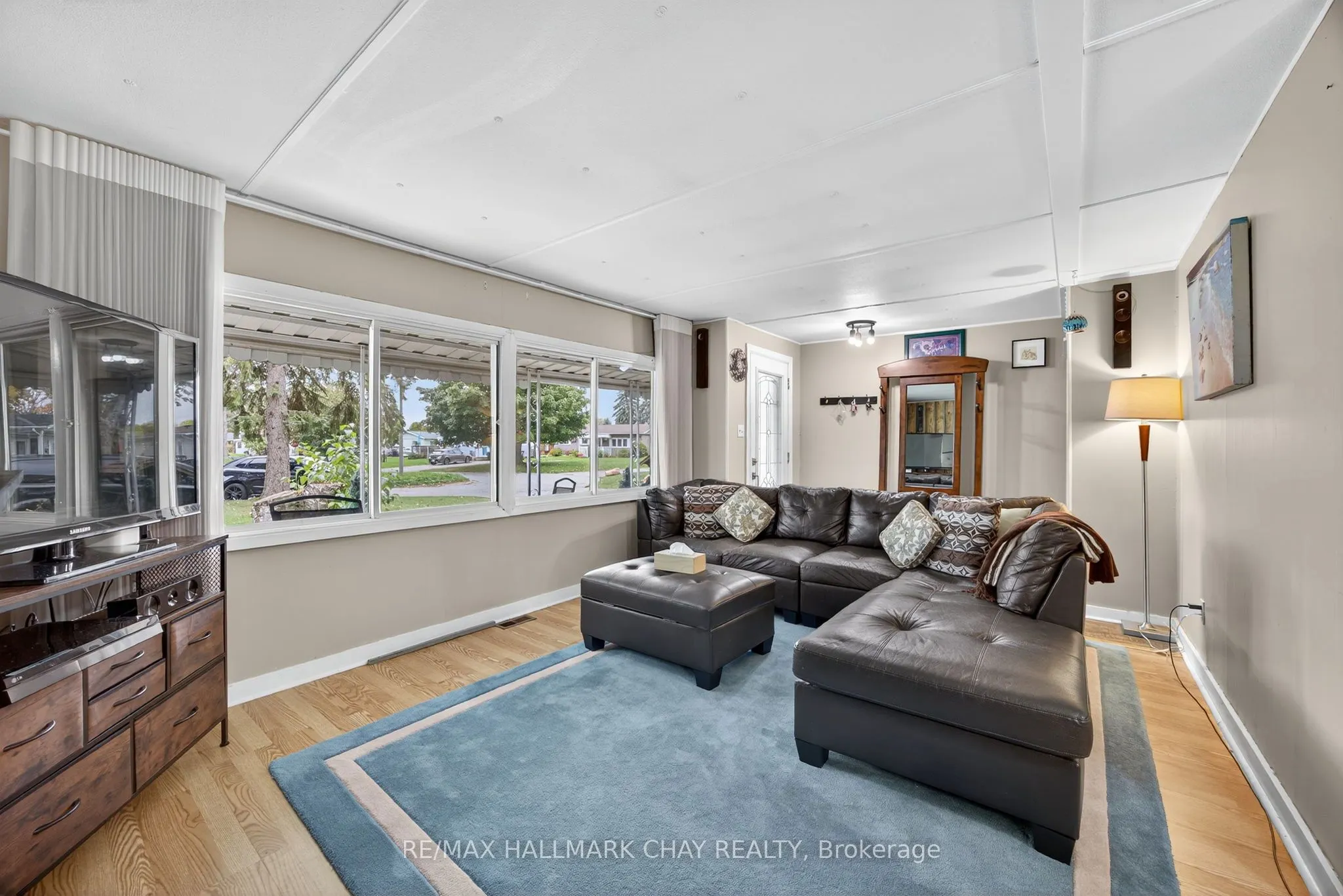 9 Locust Hill Court
