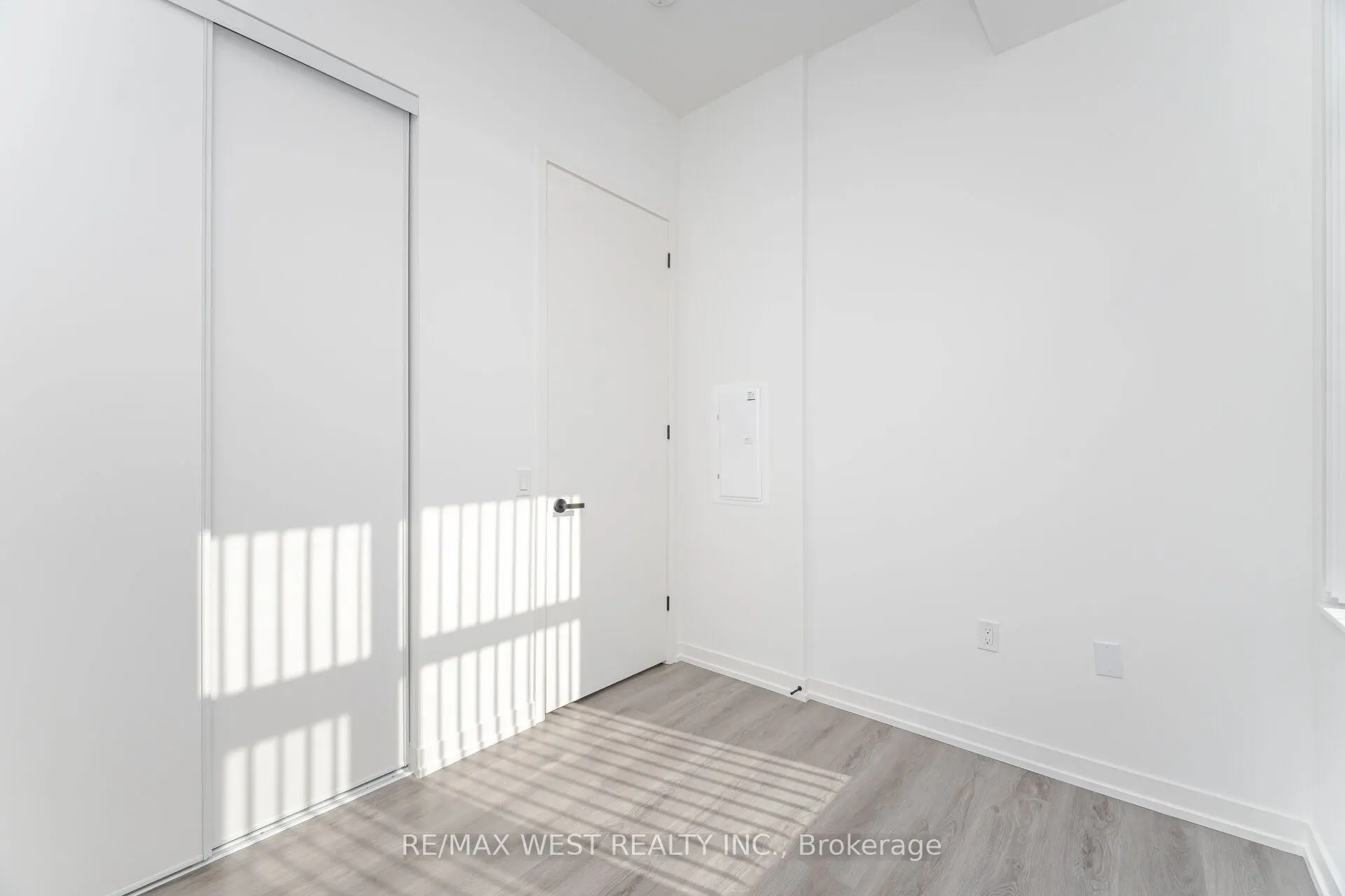 28 Interchange Way, #106