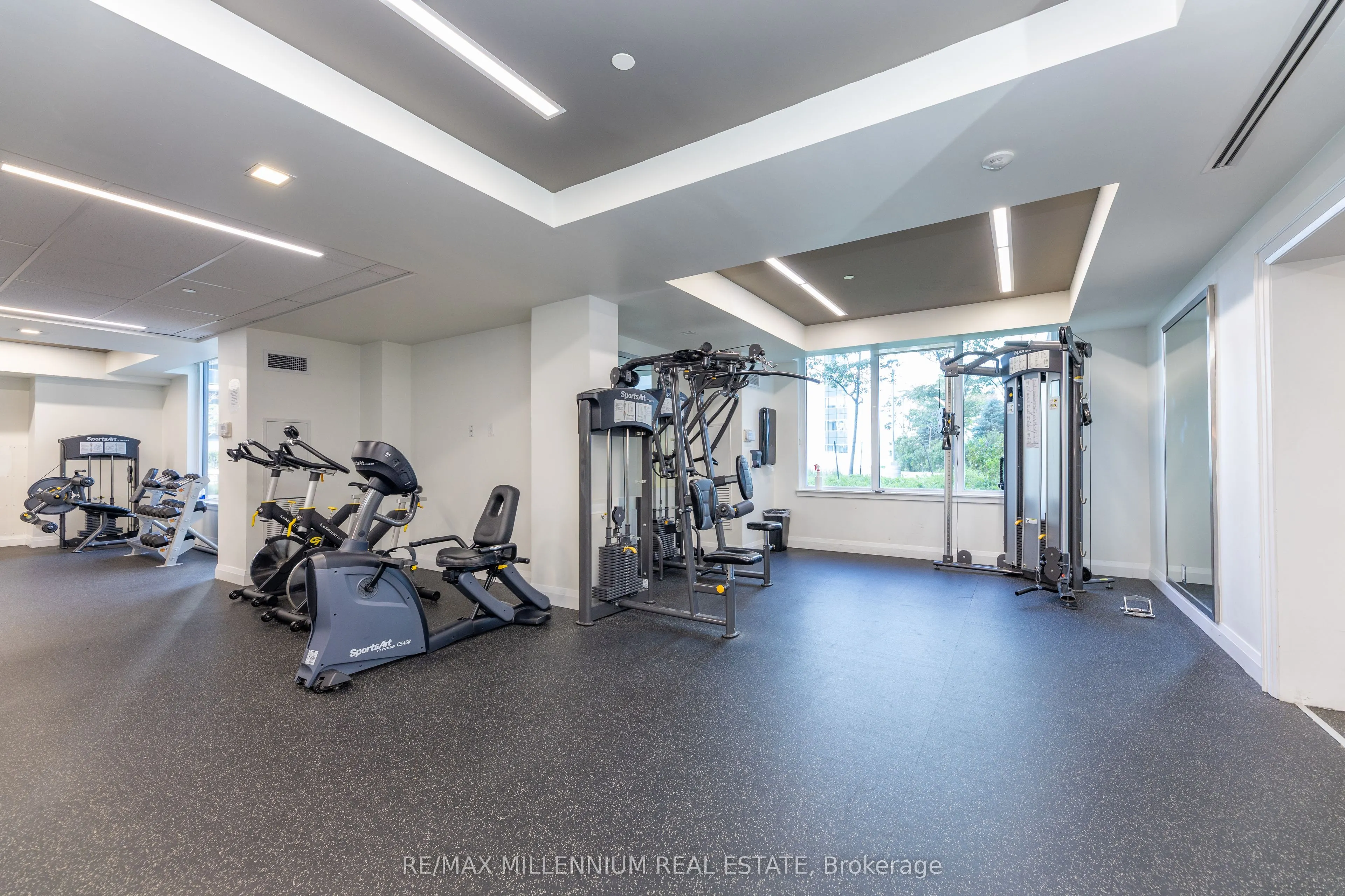 3700 Highway 7 Road, #1401
