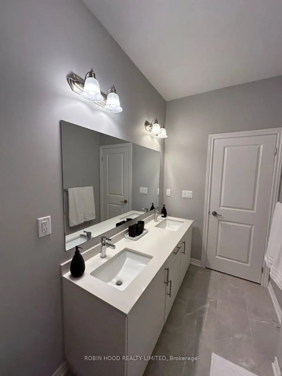6 Mel Irving Drive