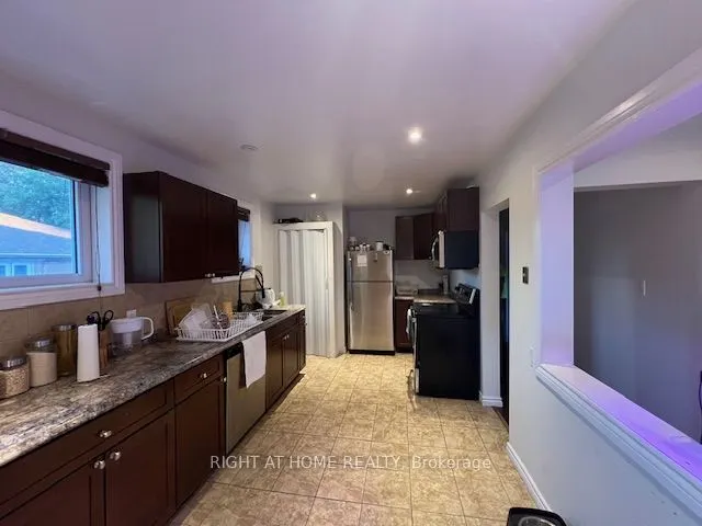 236 Silverbirch Drive