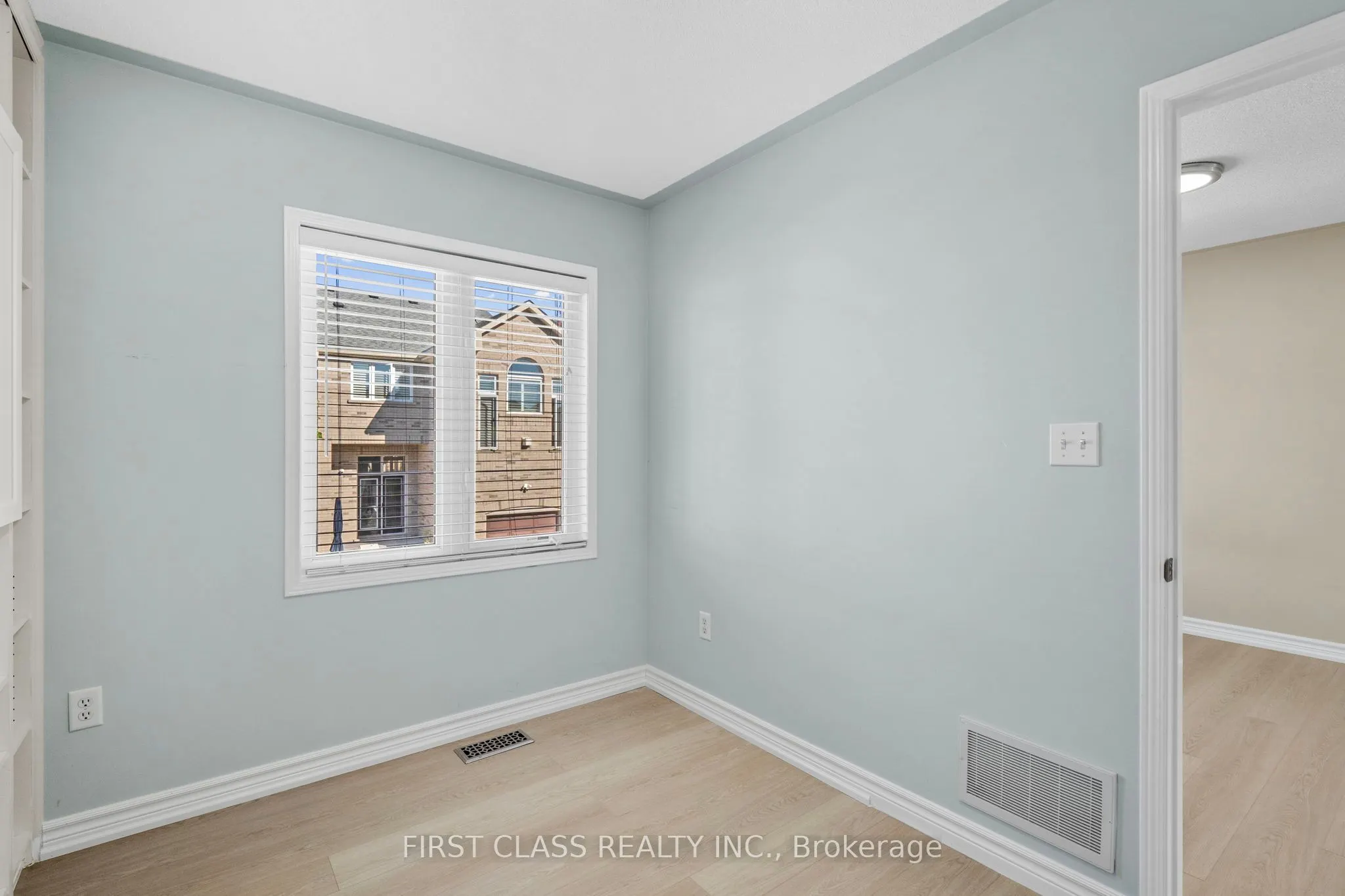 496 White's Hill Avenue, #Coach House