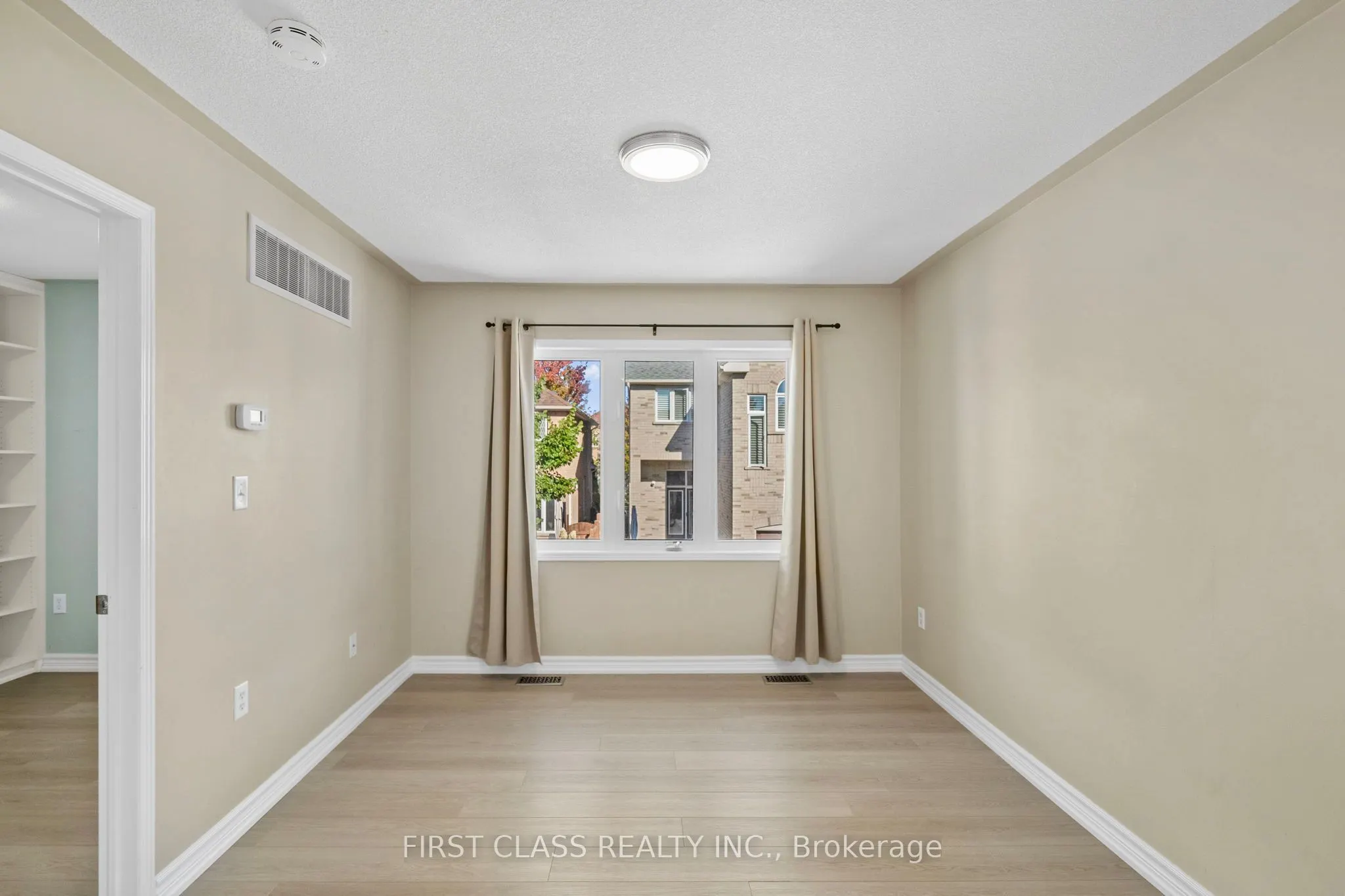 496 White's Hill Avenue, #Coach House