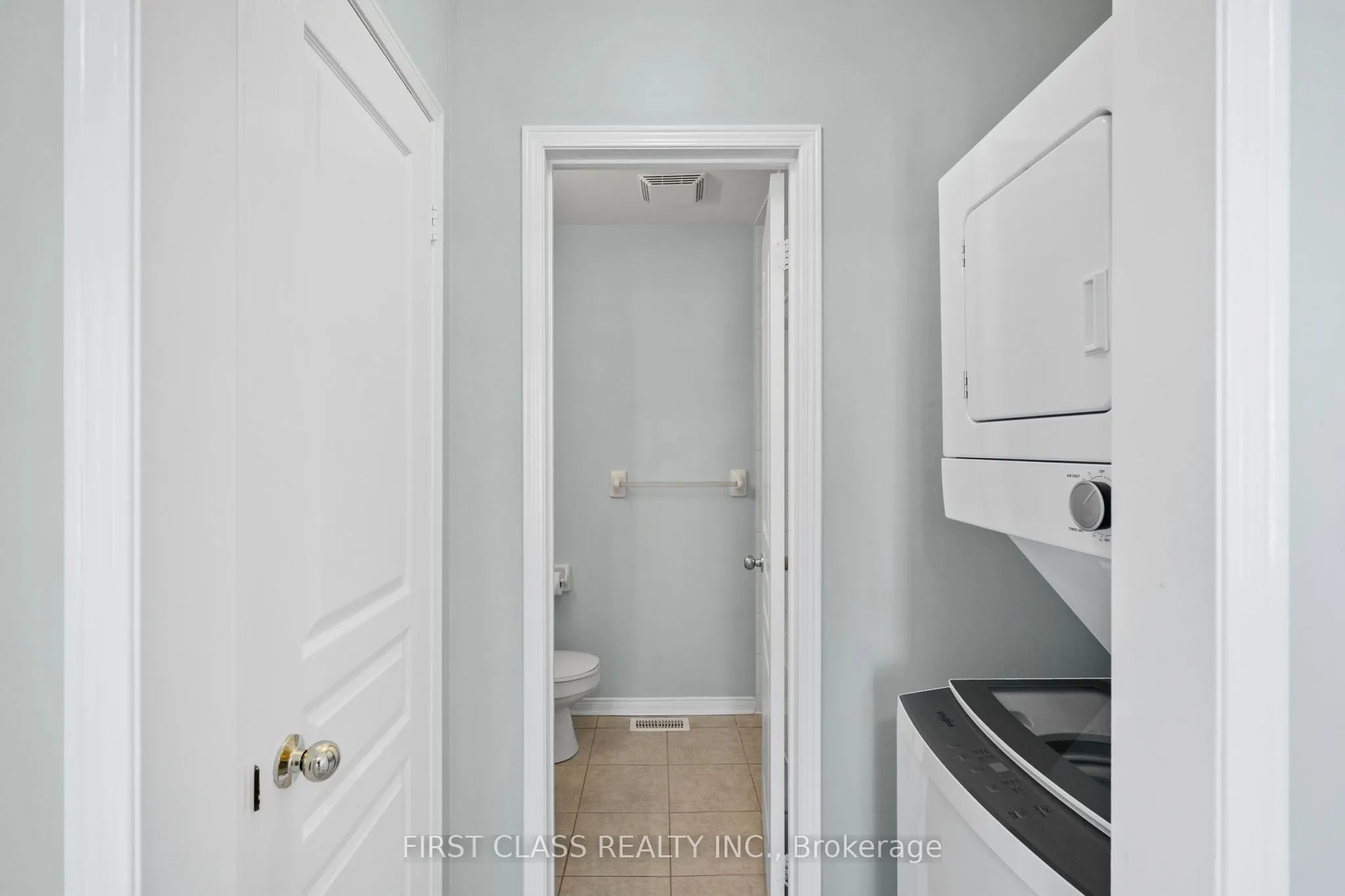 496 White's Hill Avenue, #Coach House