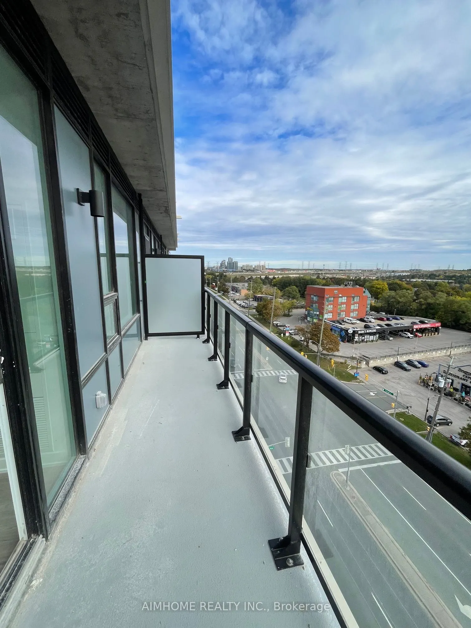 8188 Yonge Street, #914