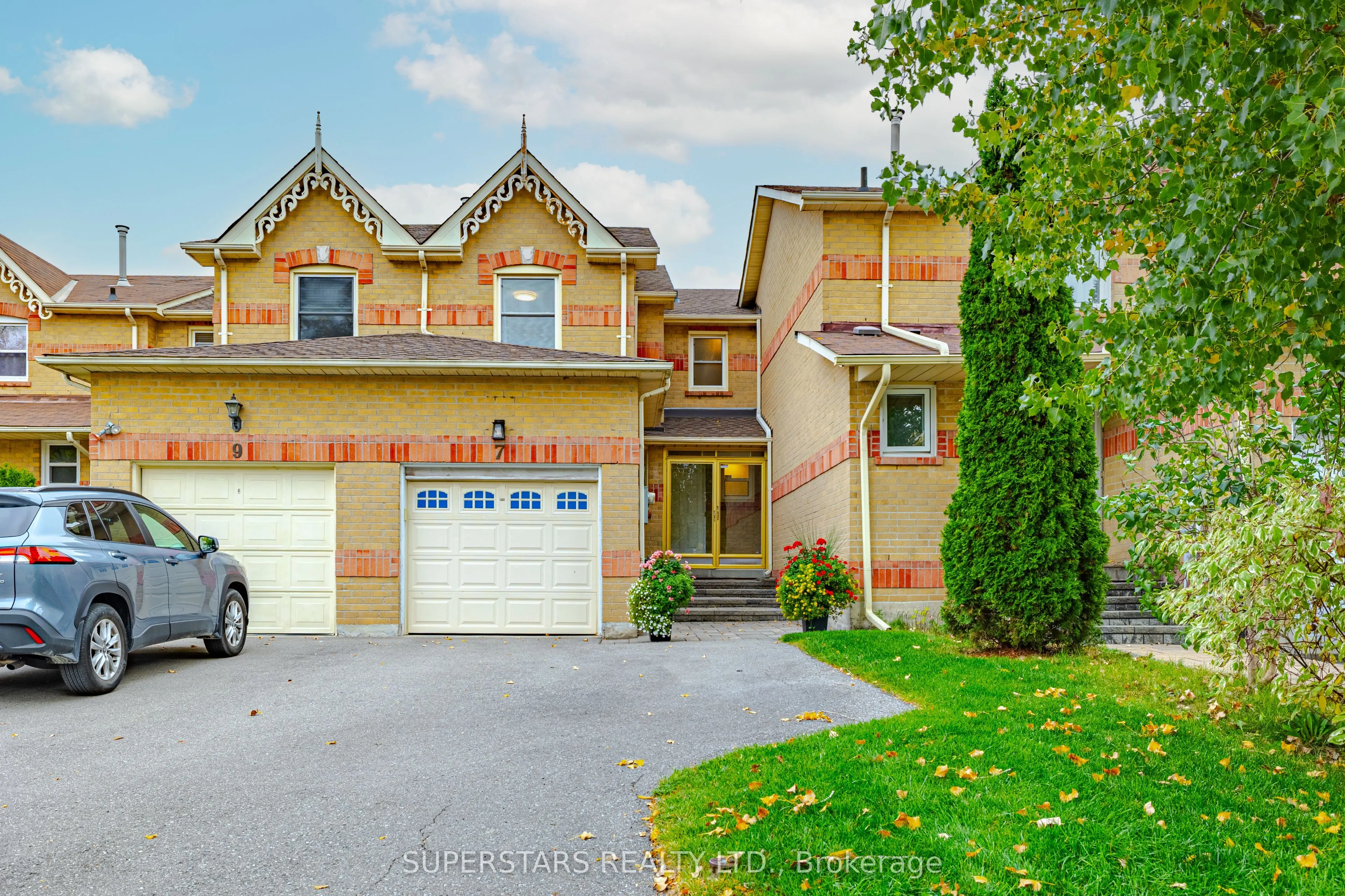 7 Steepleview Crescent