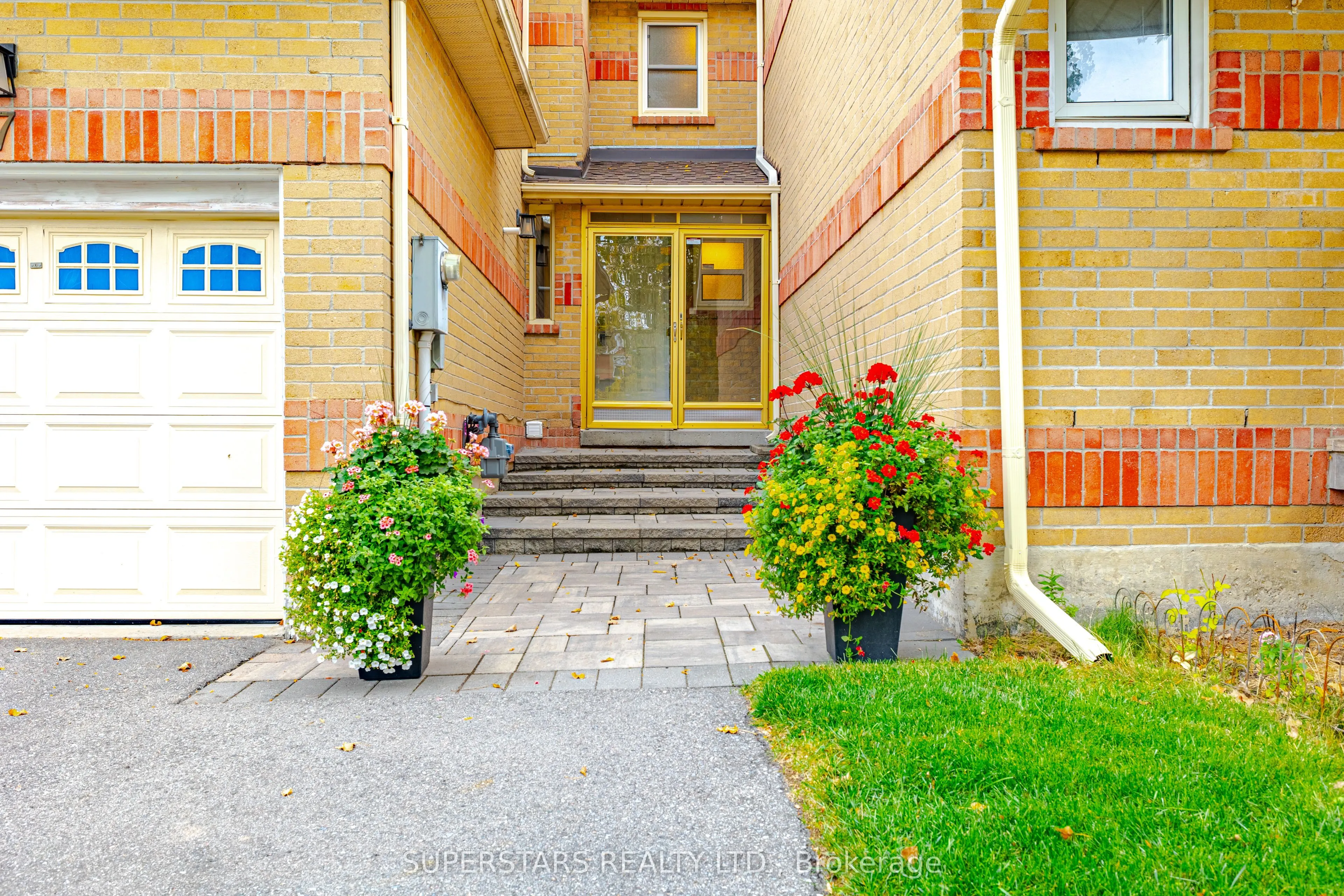 7 Steepleview Crescent
