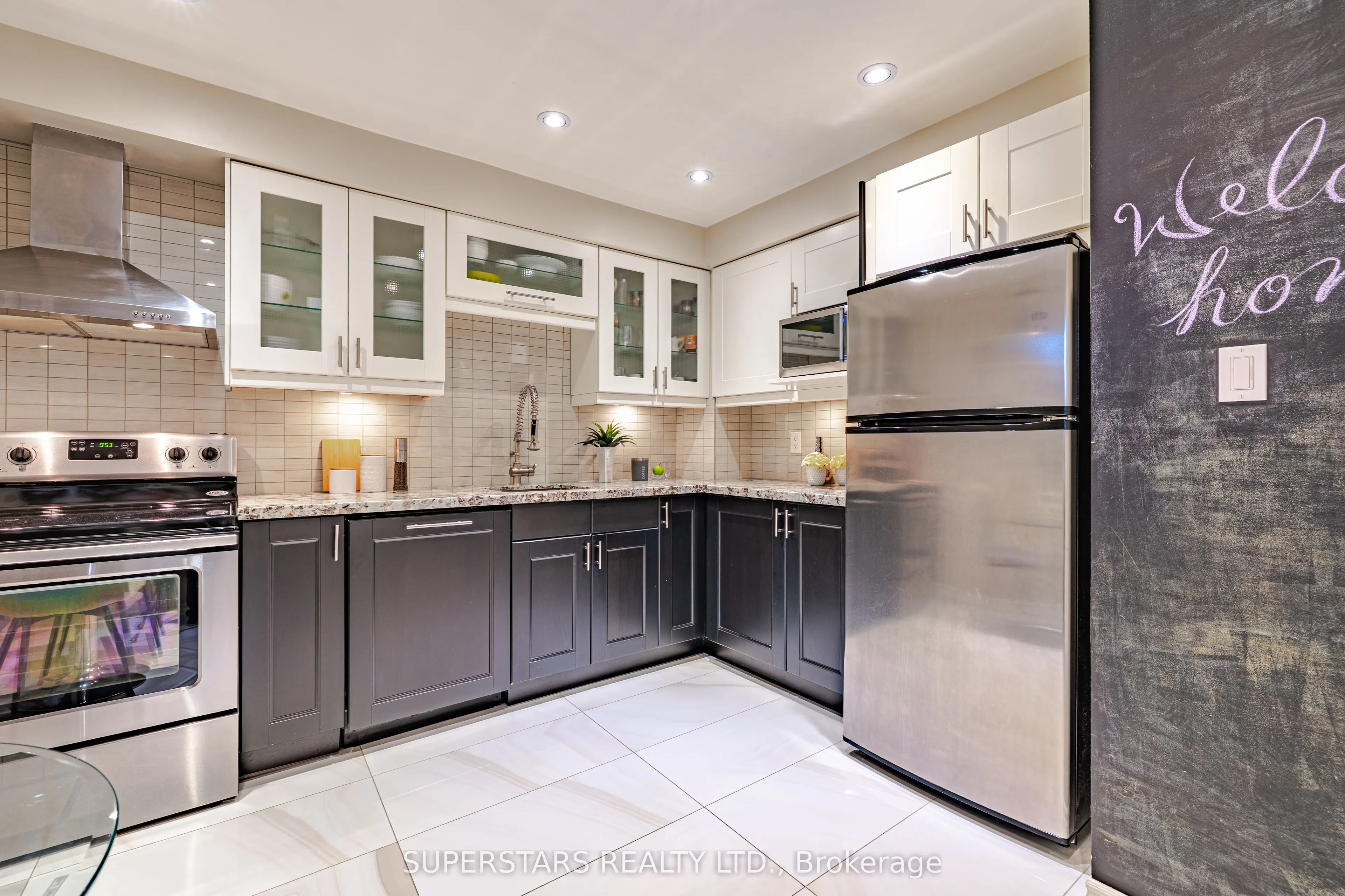 7 Steepleview Crescent