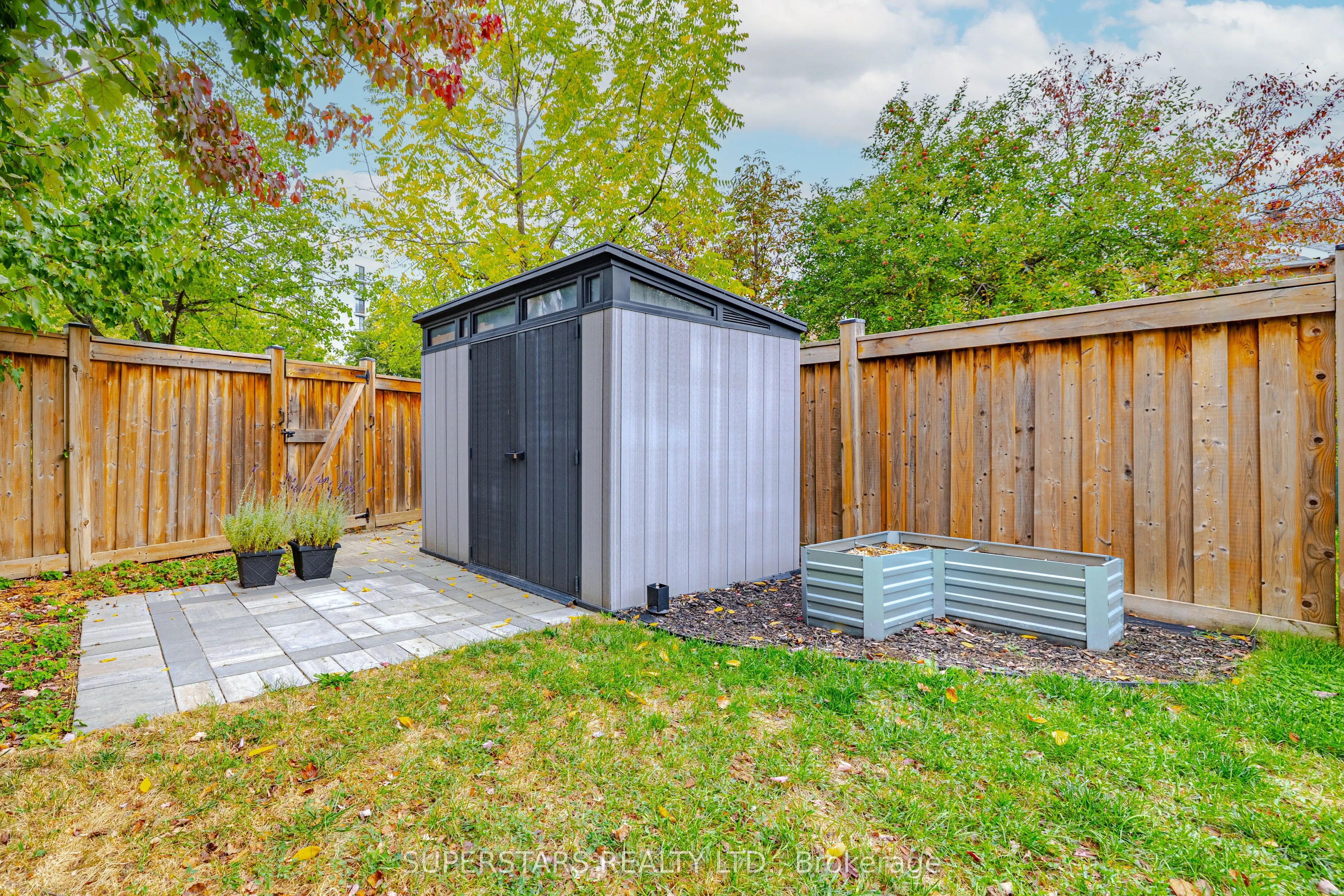 7 Steepleview Crescent