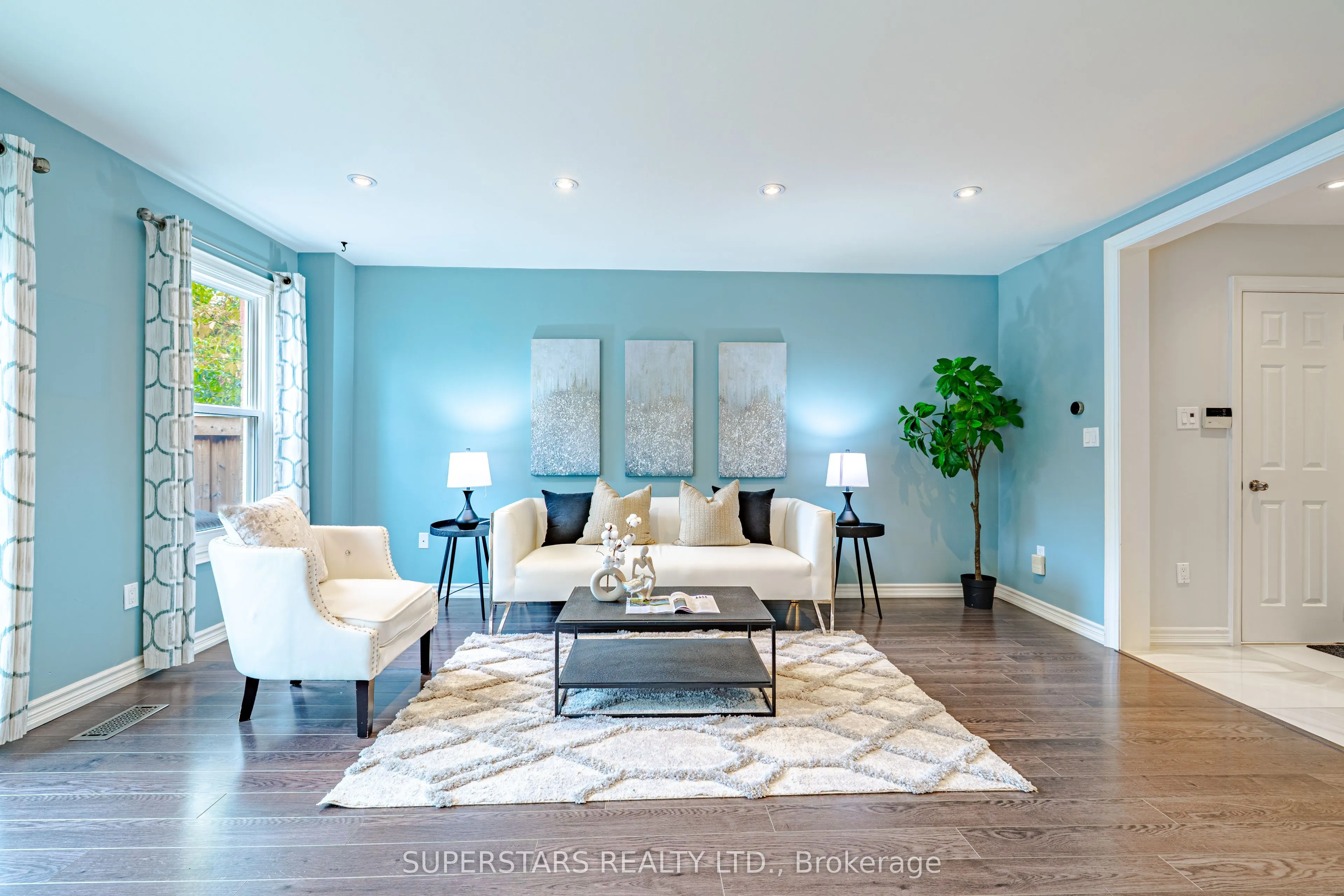 7 Steepleview Crescent