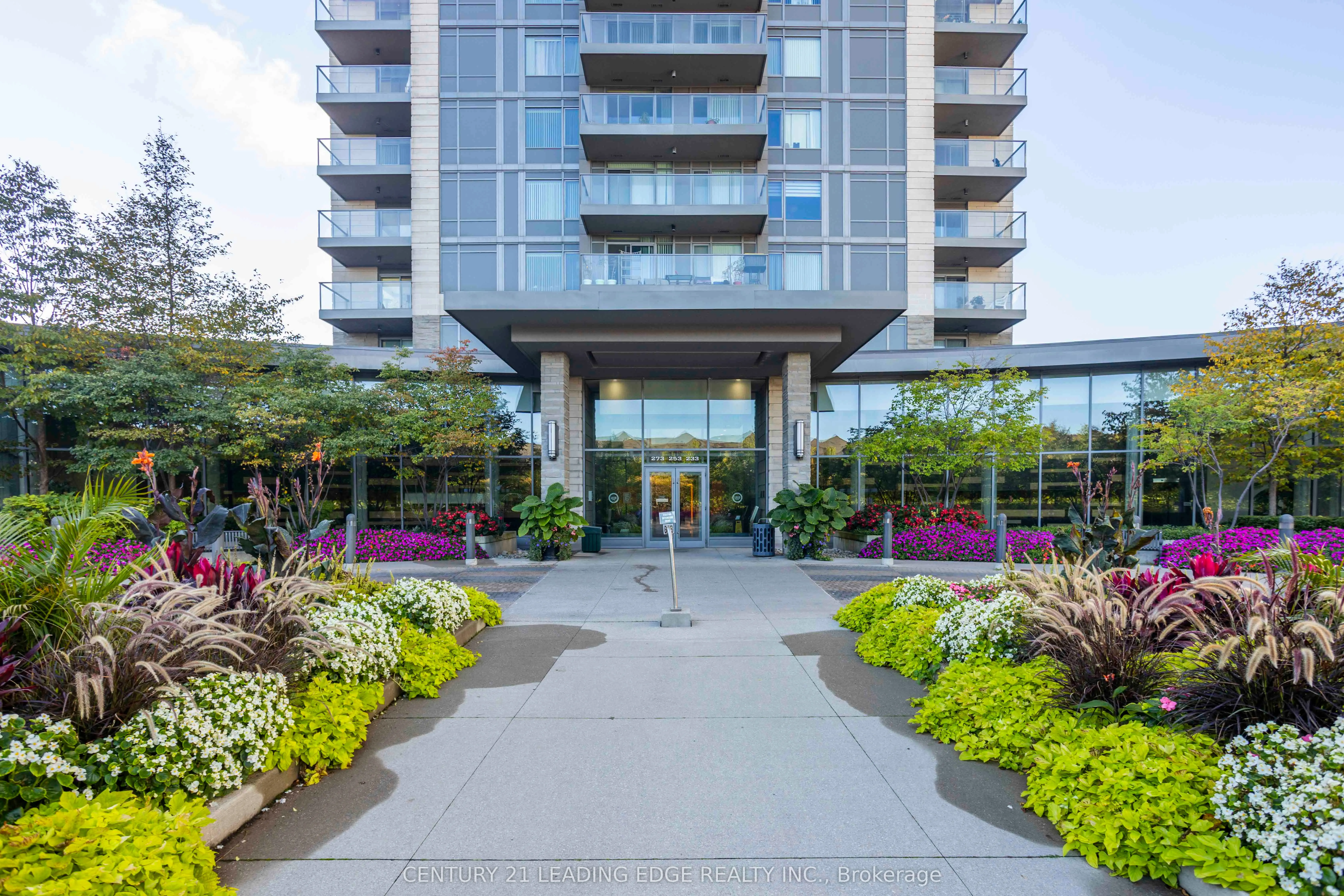 233 South Park Road, #1011