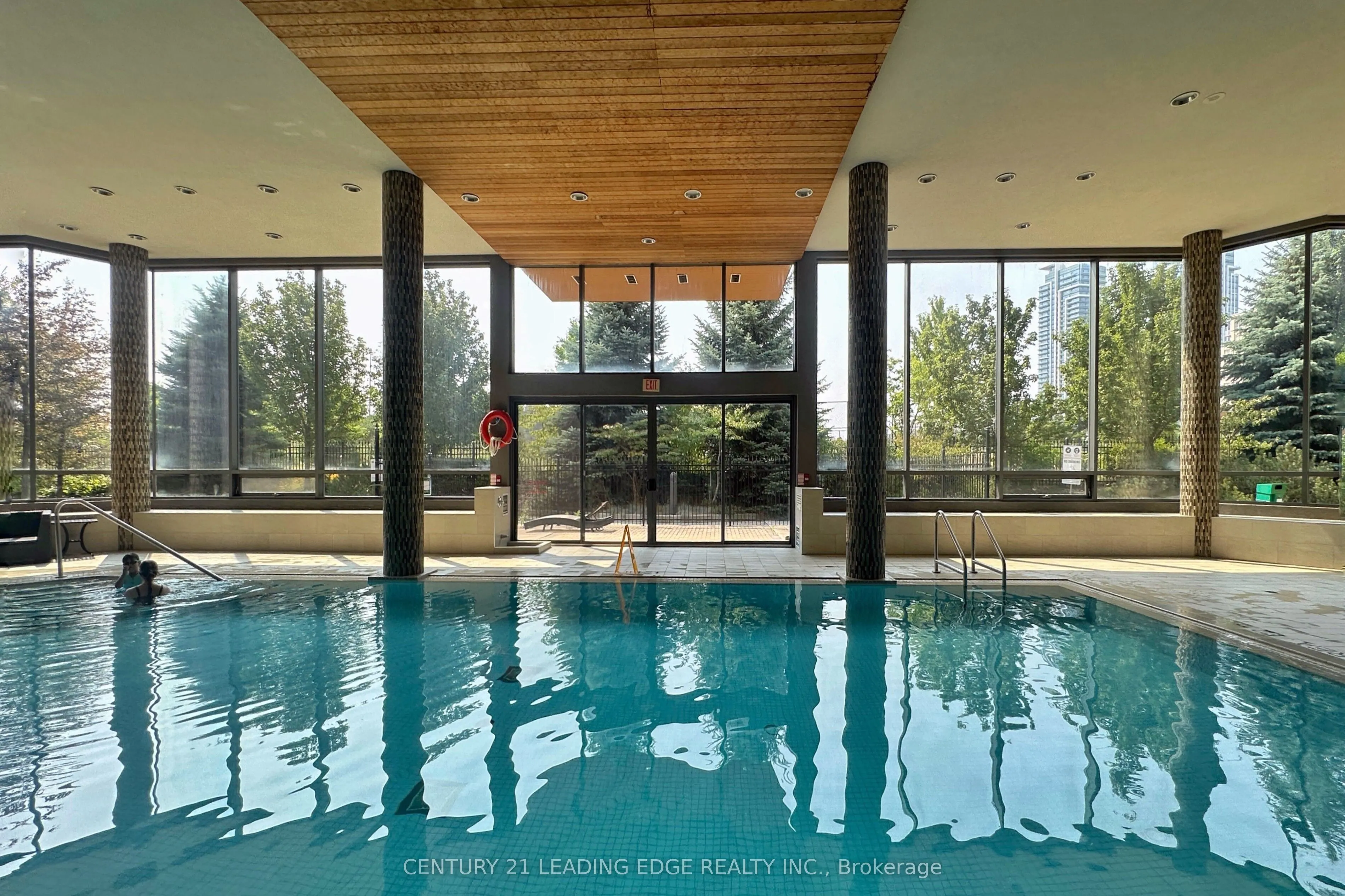 233 South Park Road, #1011