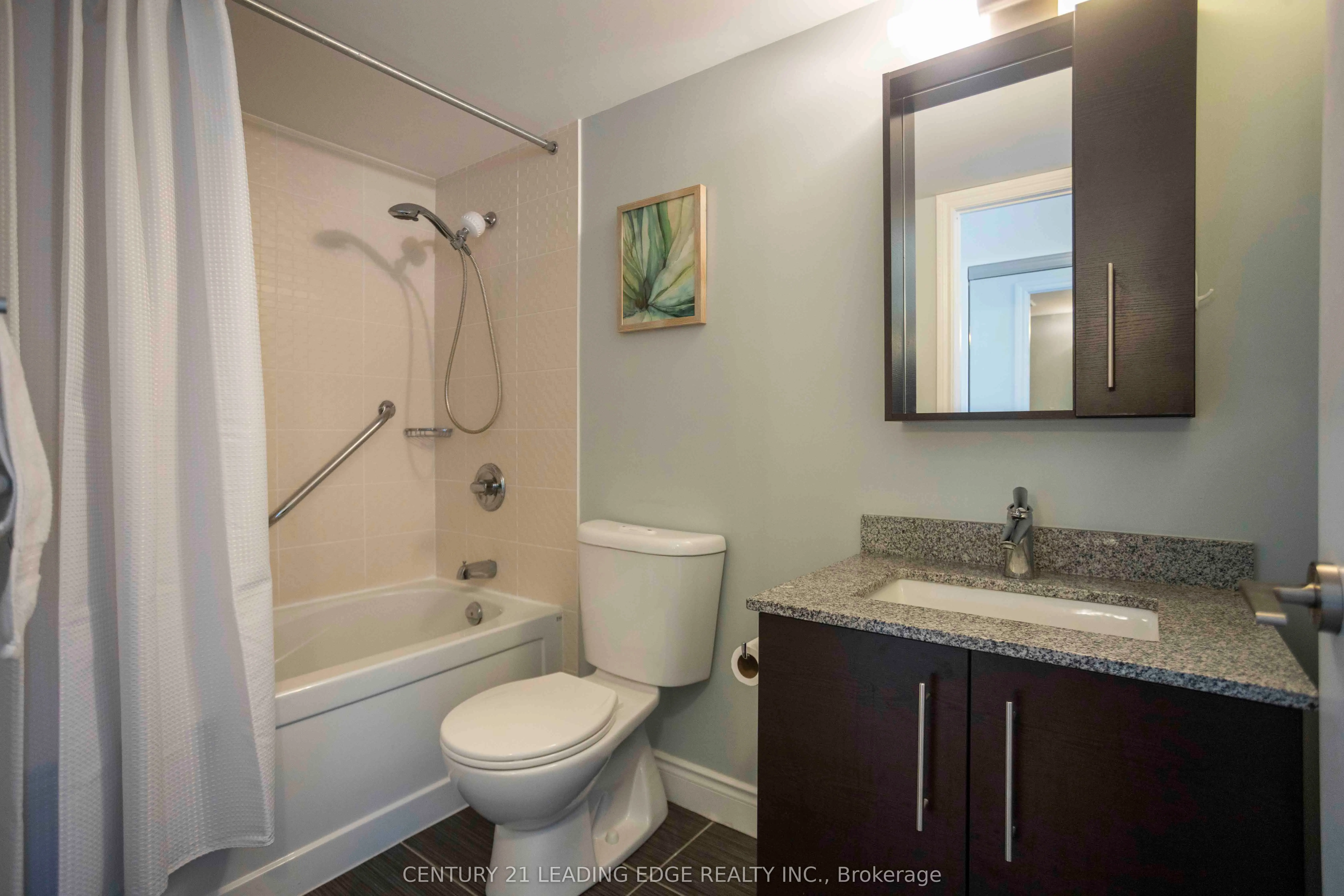 233 South Park Road, #1011