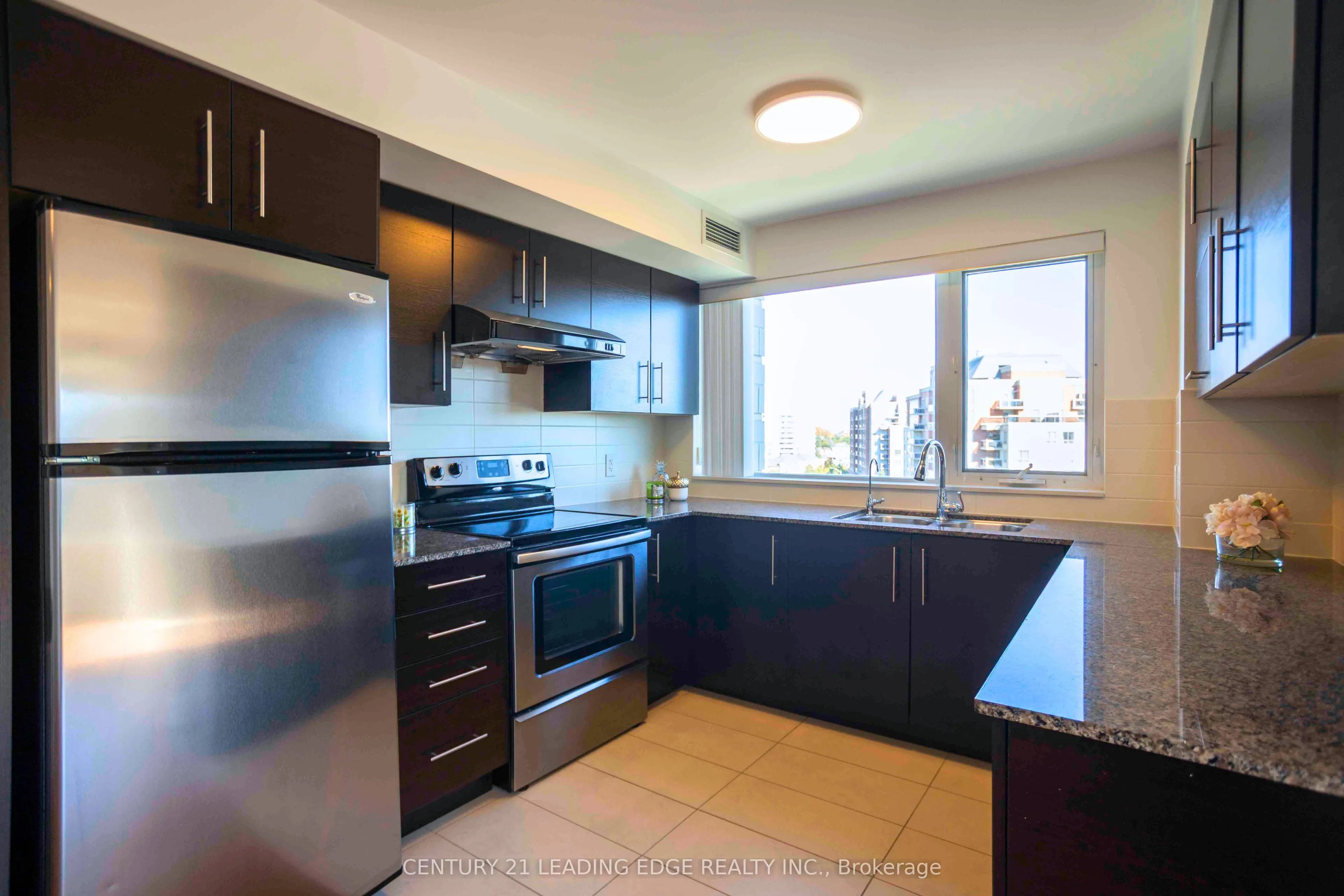 233 South Park Road, #1011