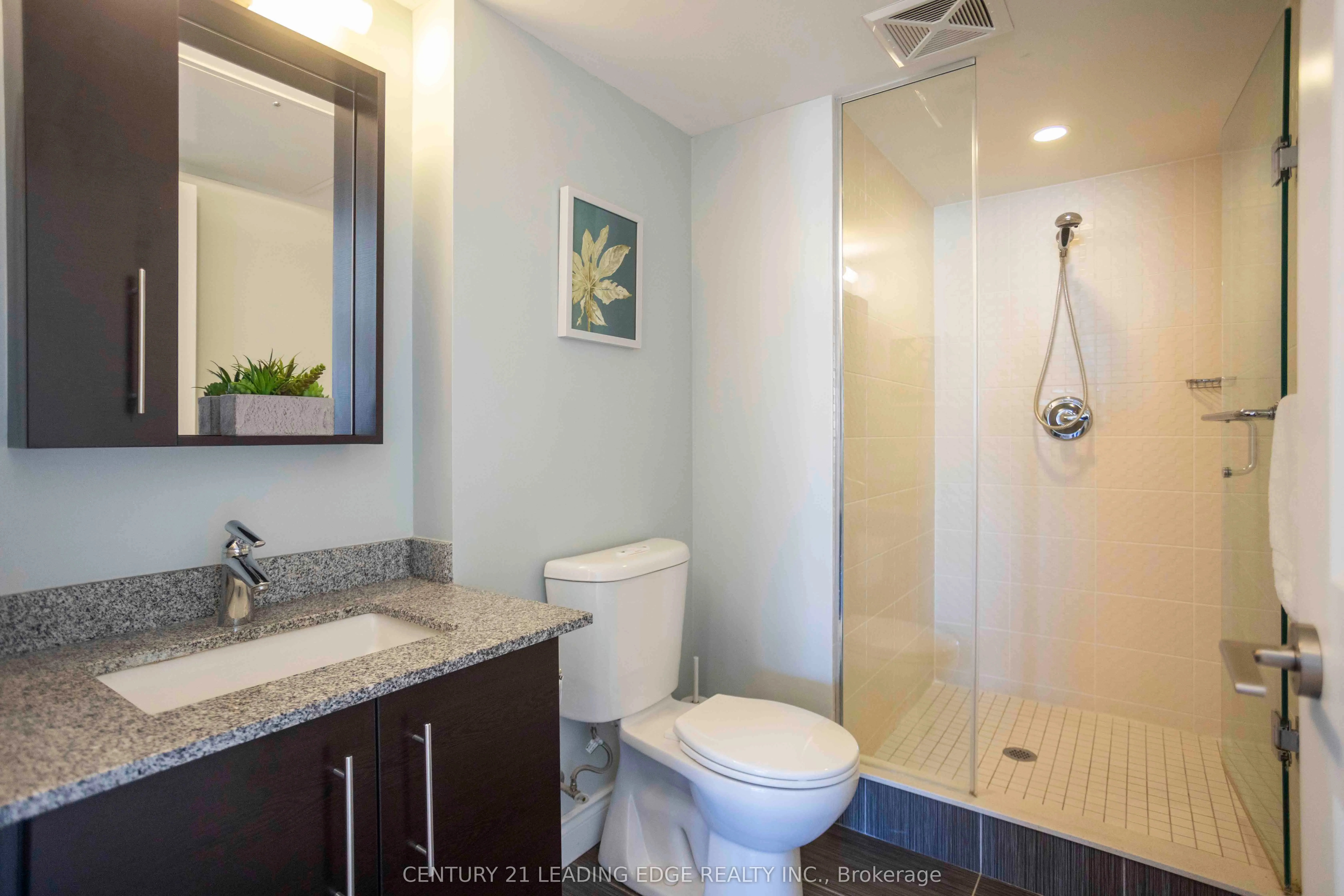 233 South Park Road, #1011