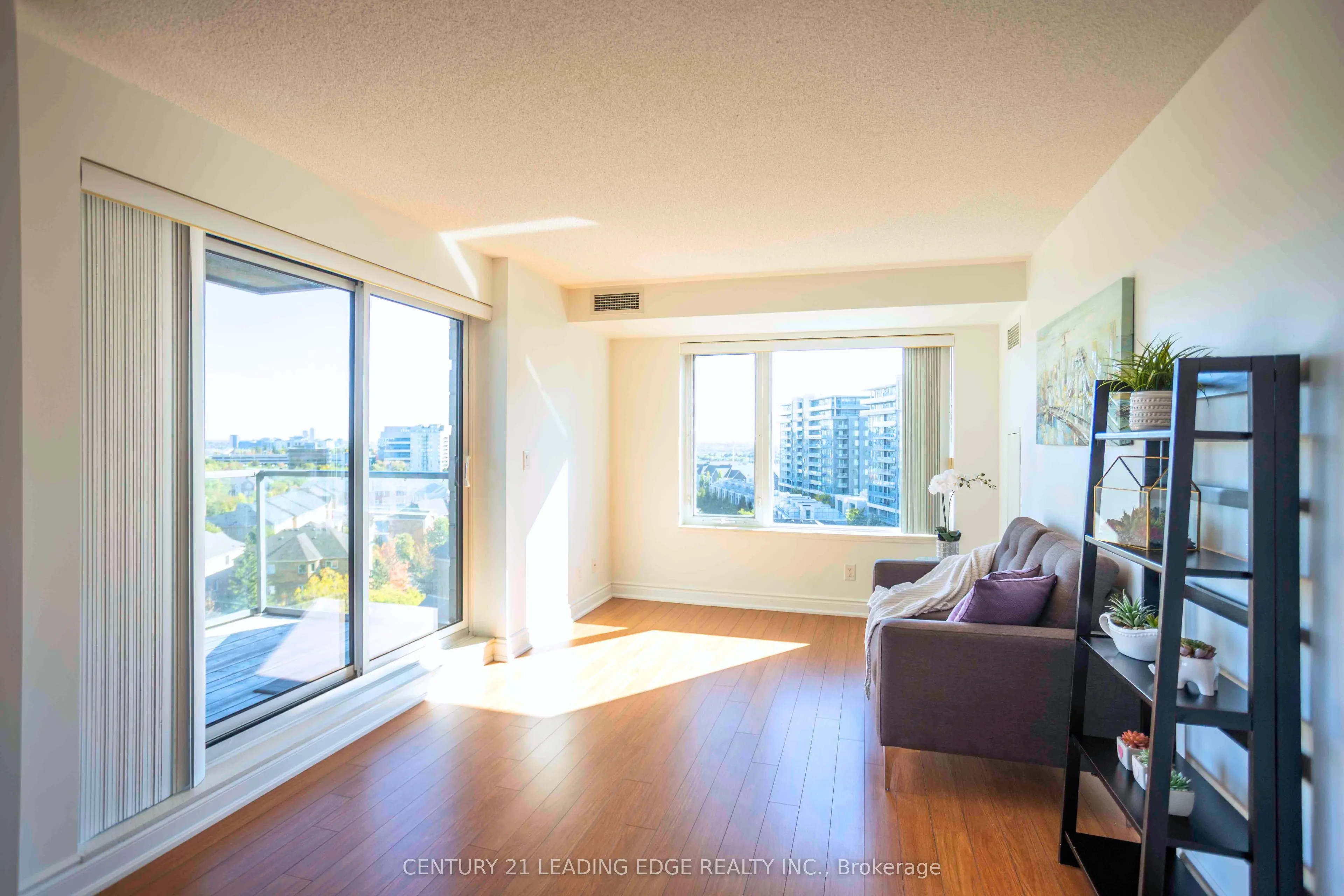 233 South Park Road, #1011