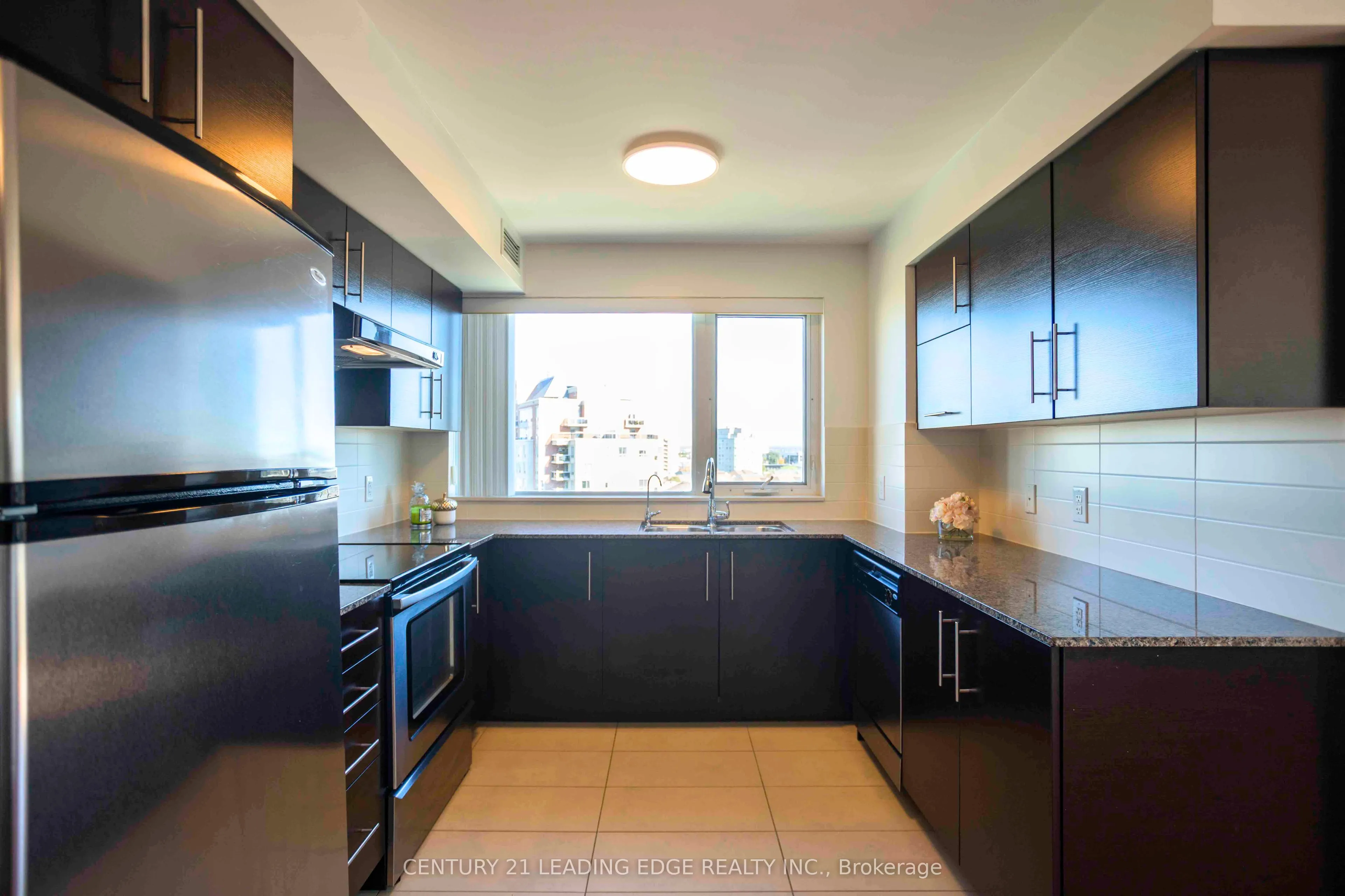 233 South Park Road, #1011