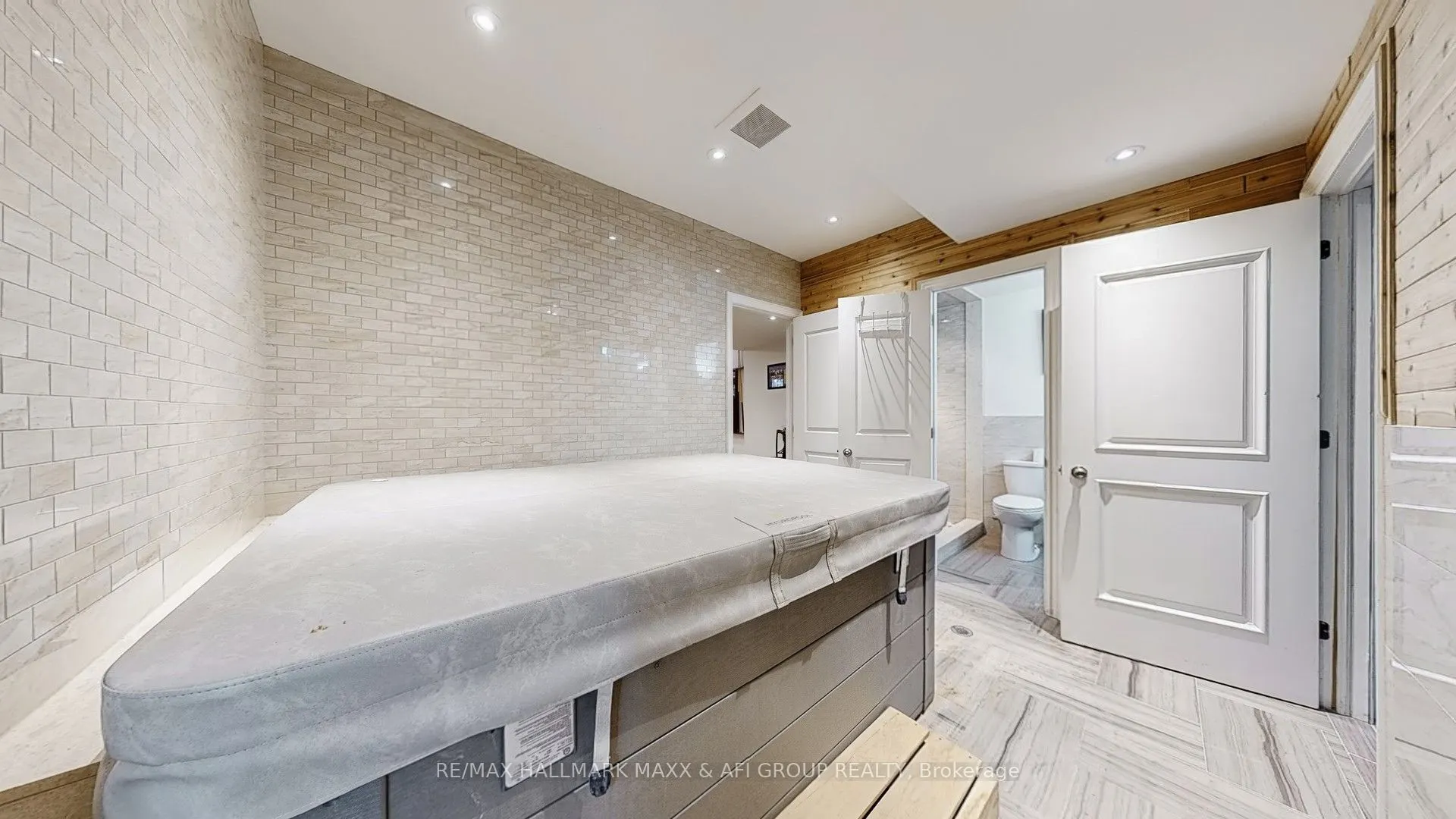 109 Farrell Road