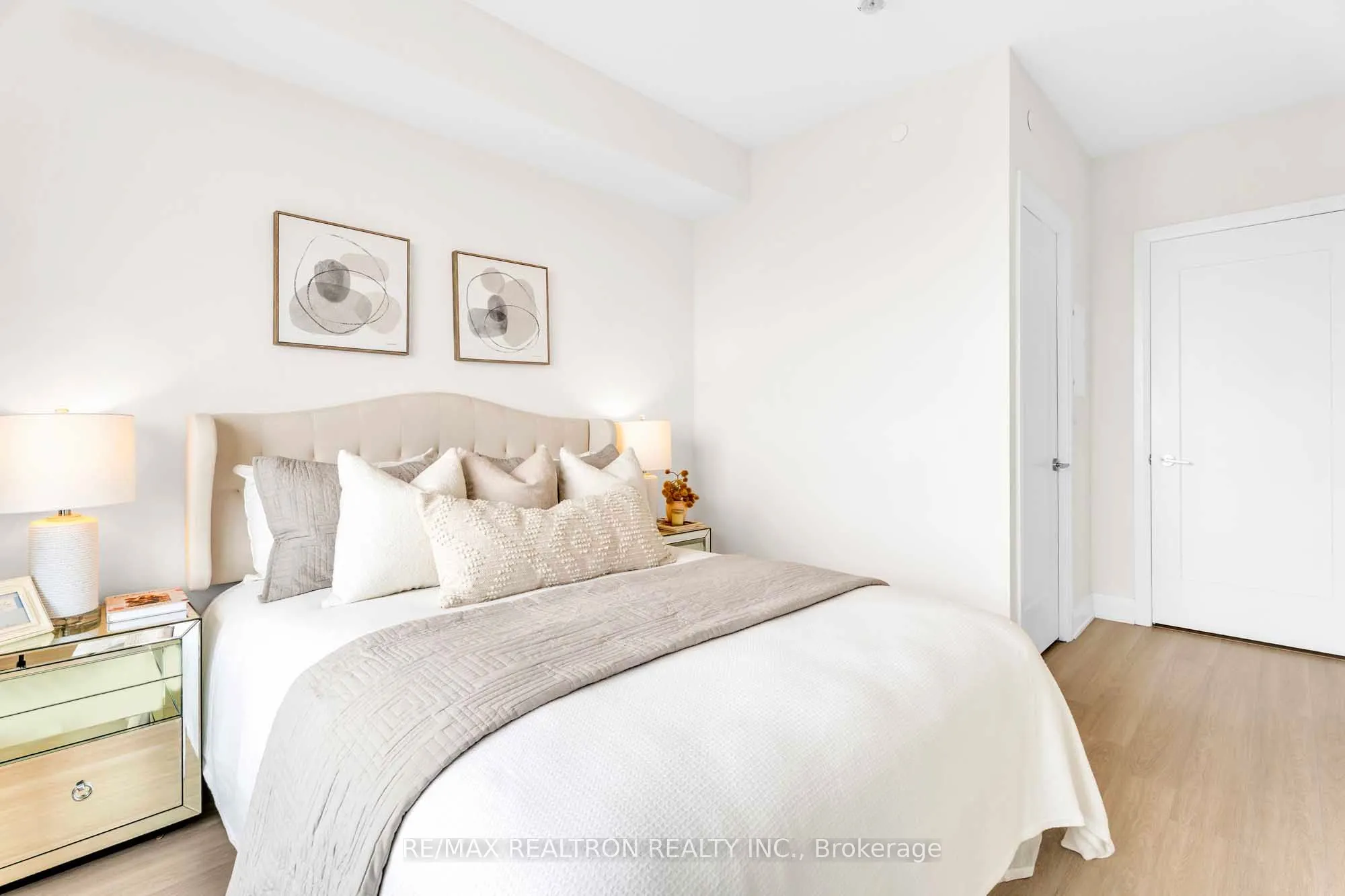 398 Highway 7 E, #1503