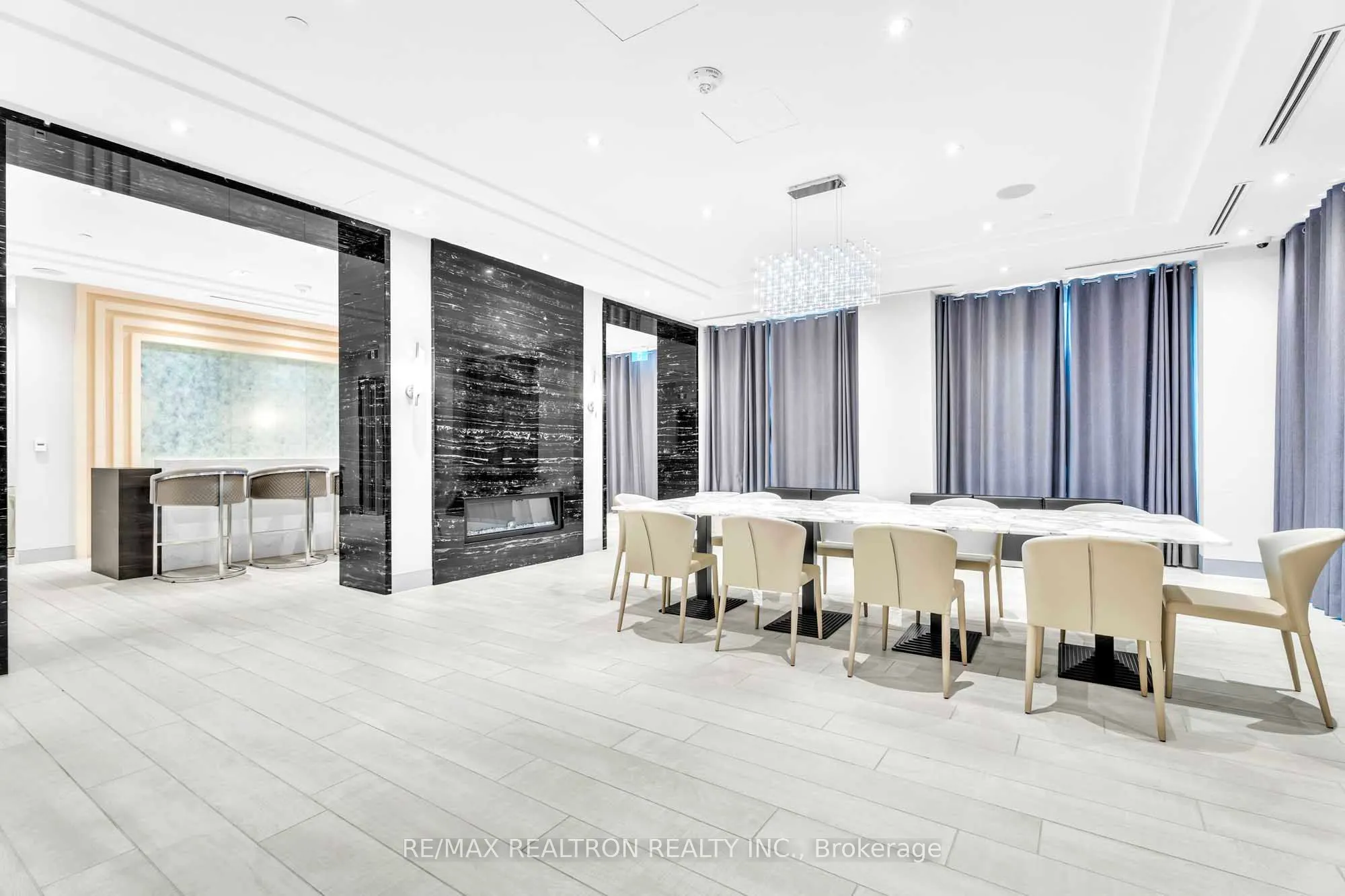 398 Highway 7 E, #1503