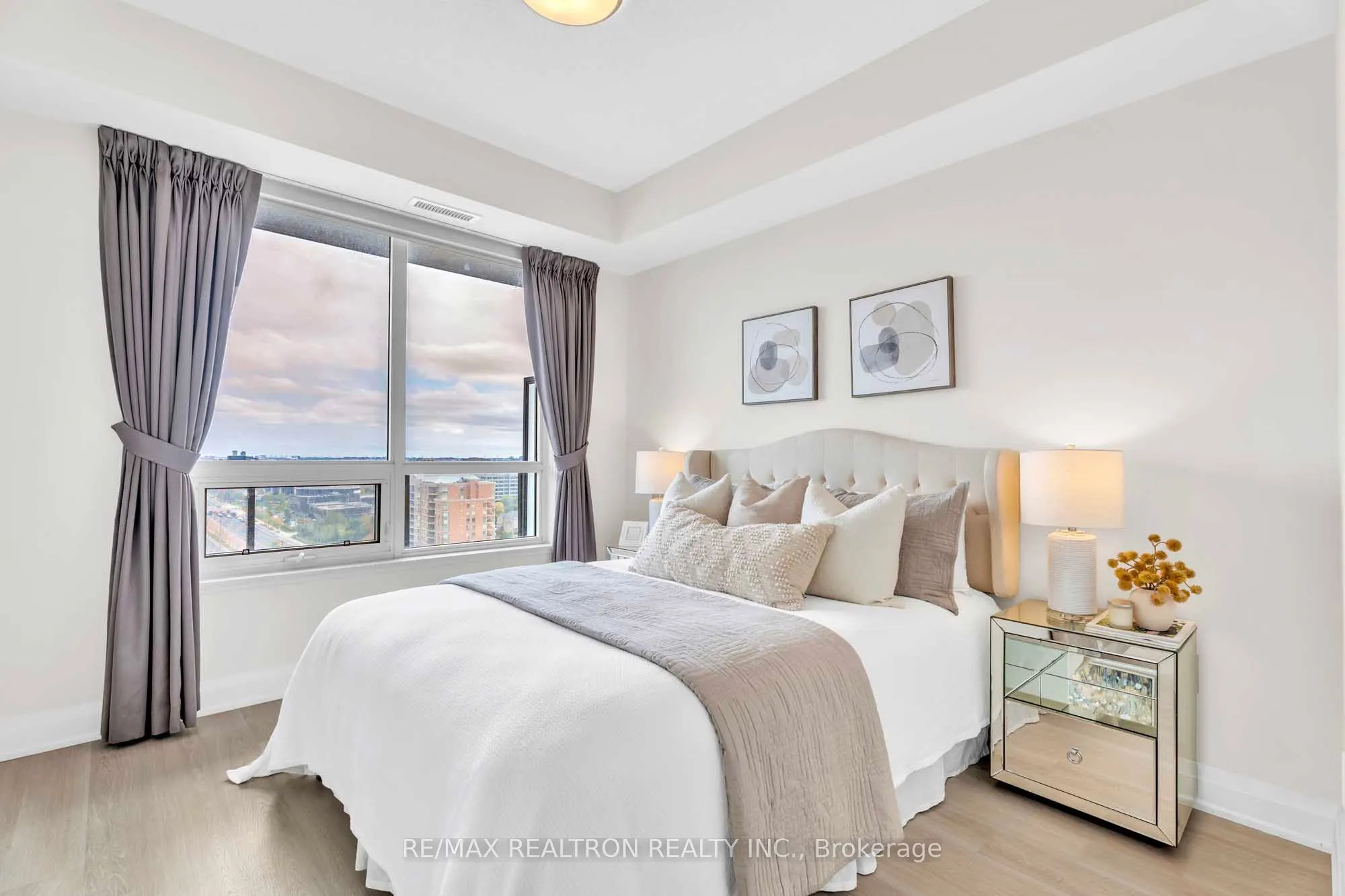 398 Highway 7 E, #1503