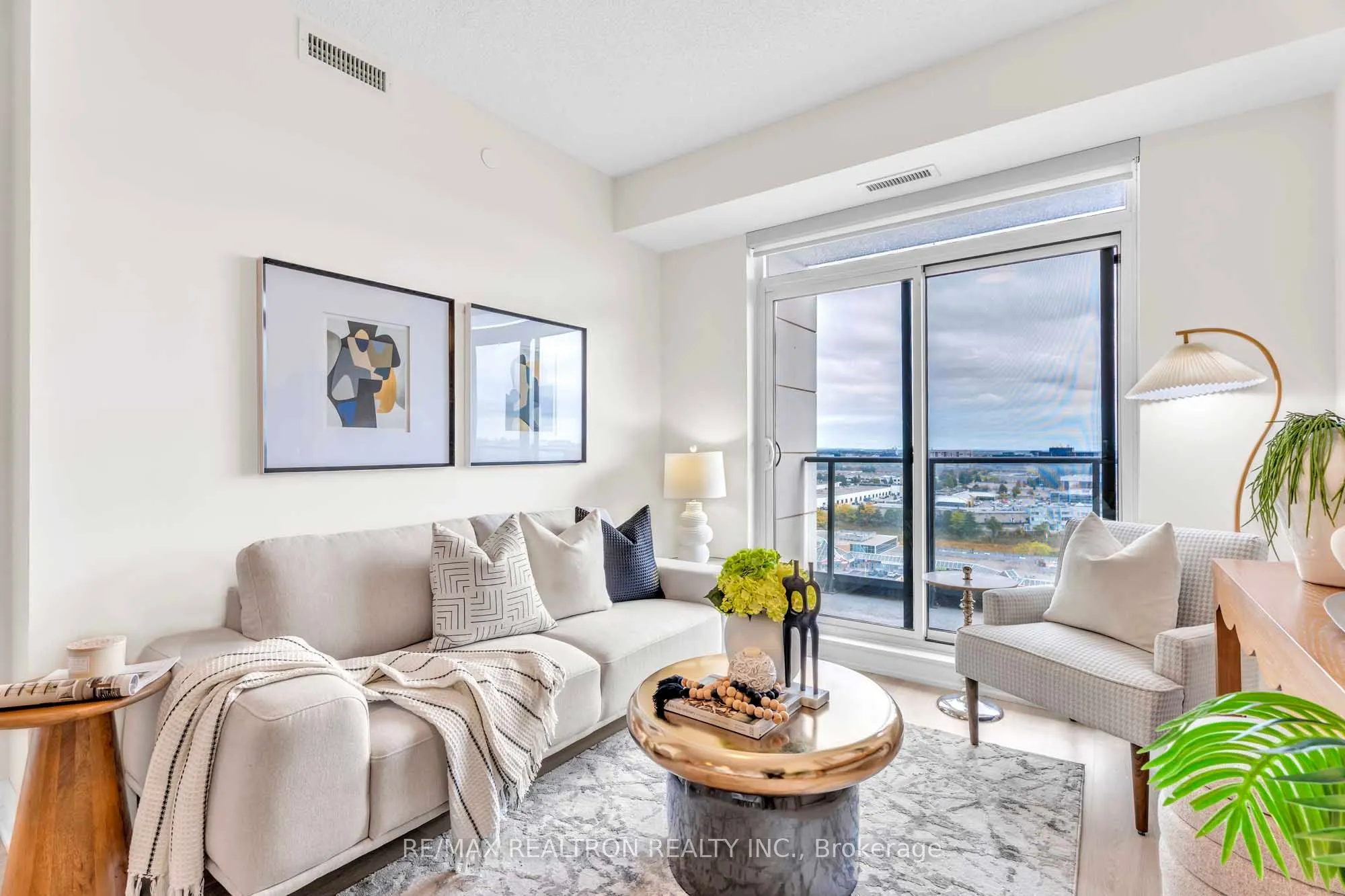 398 Highway 7 E, #1503