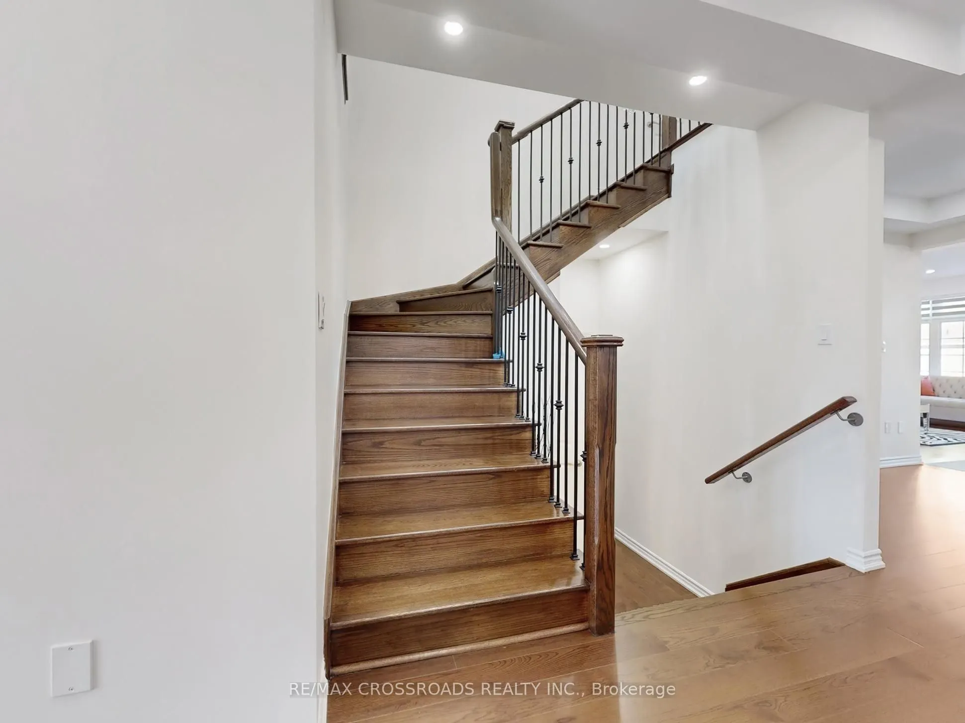 62 Kentledge Avenue