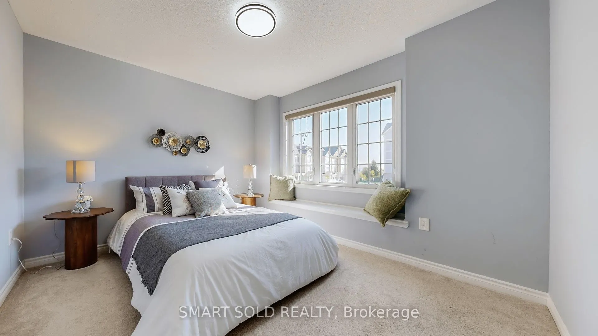 8 Casely Avenue