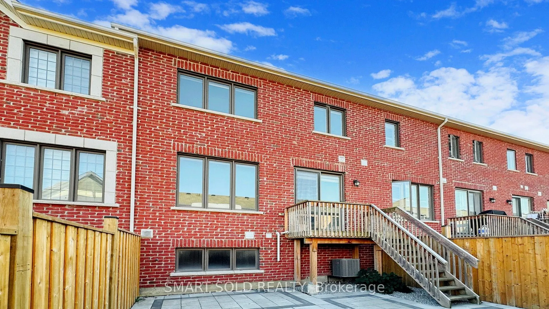 8 Casely Avenue