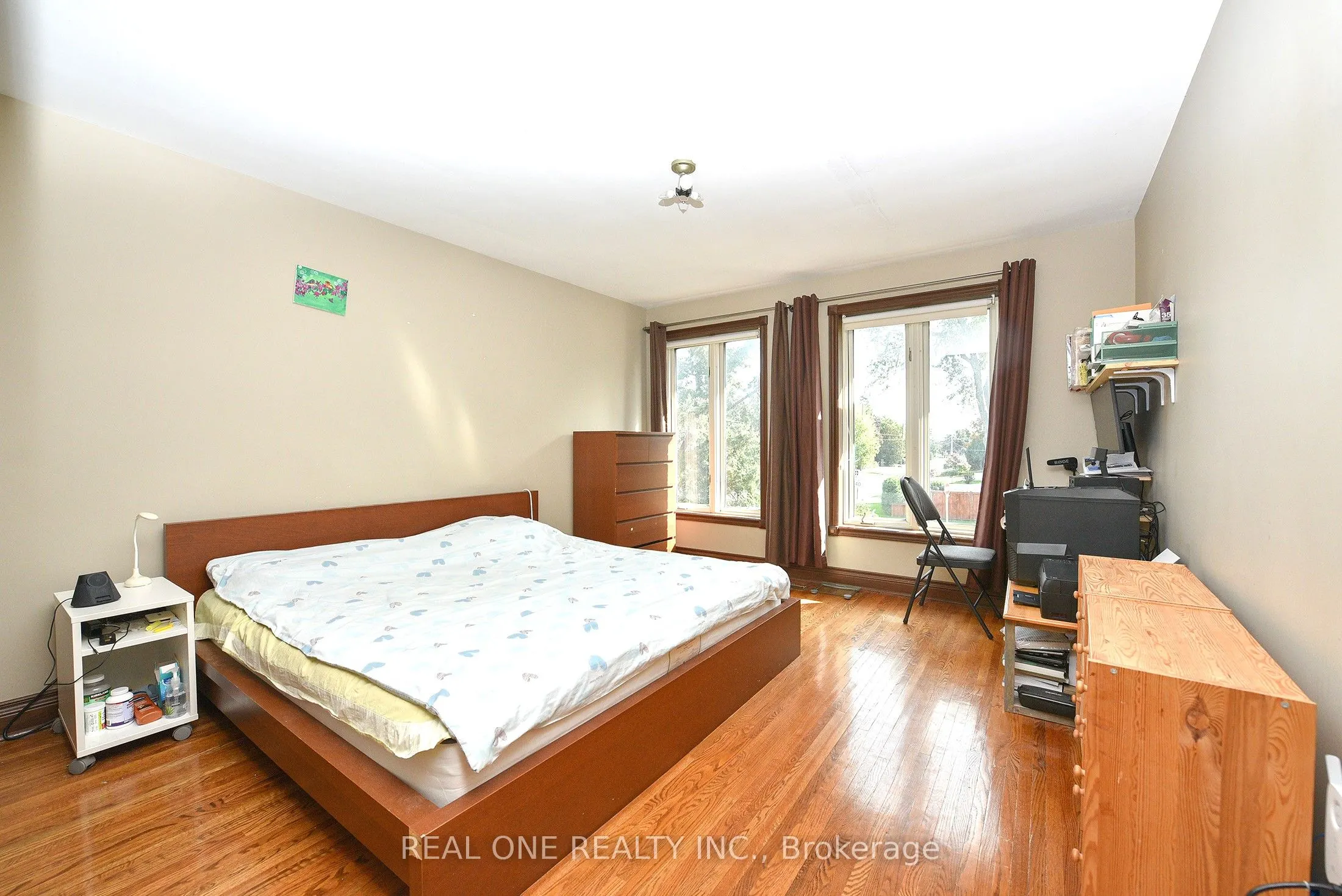 62 Lee Avenue