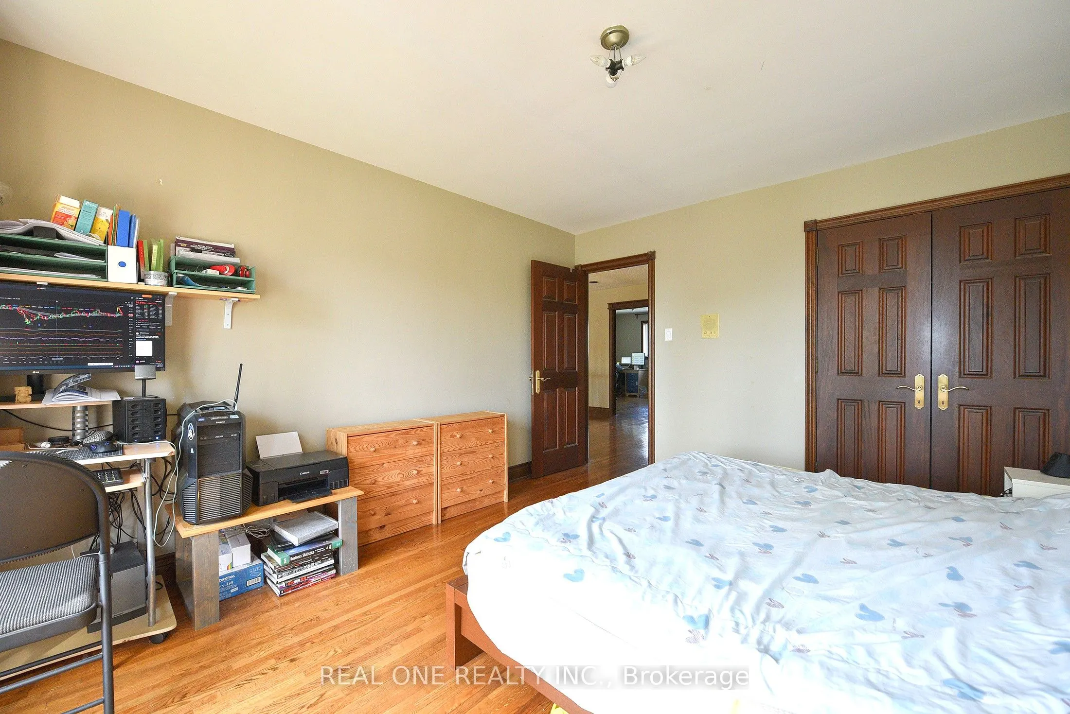 62 Lee Avenue