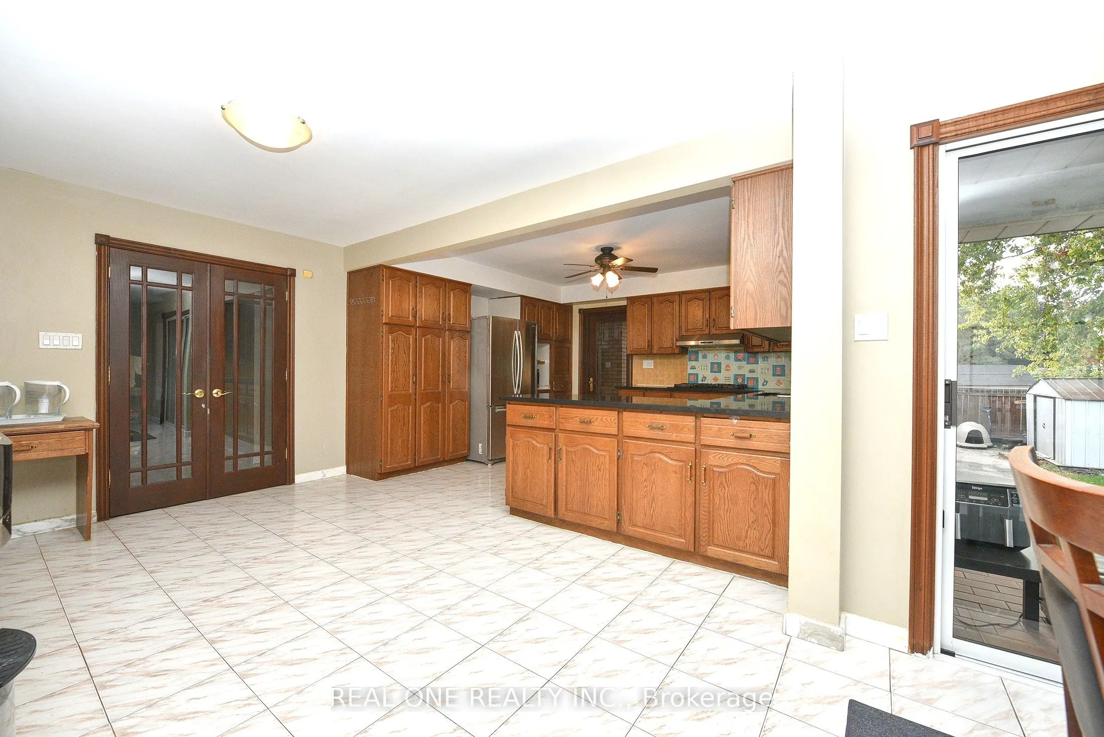 62 Lee Avenue