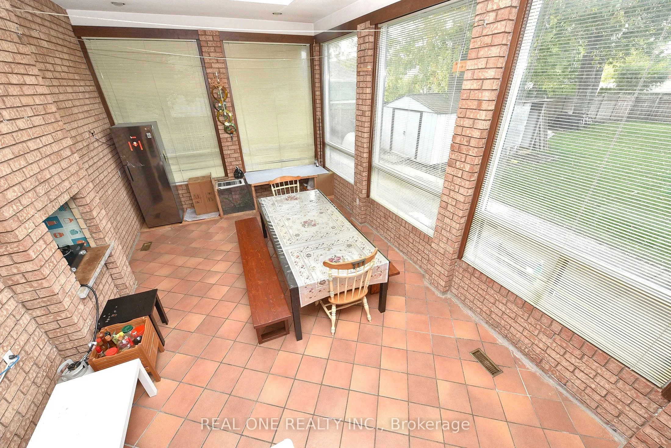 62 Lee Avenue