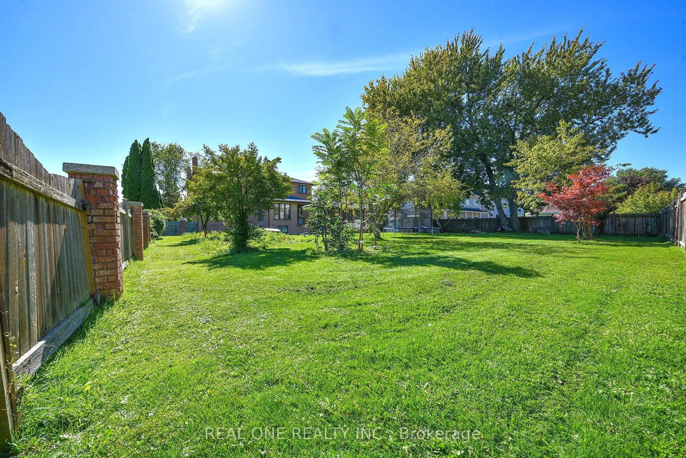 62 Lee Avenue